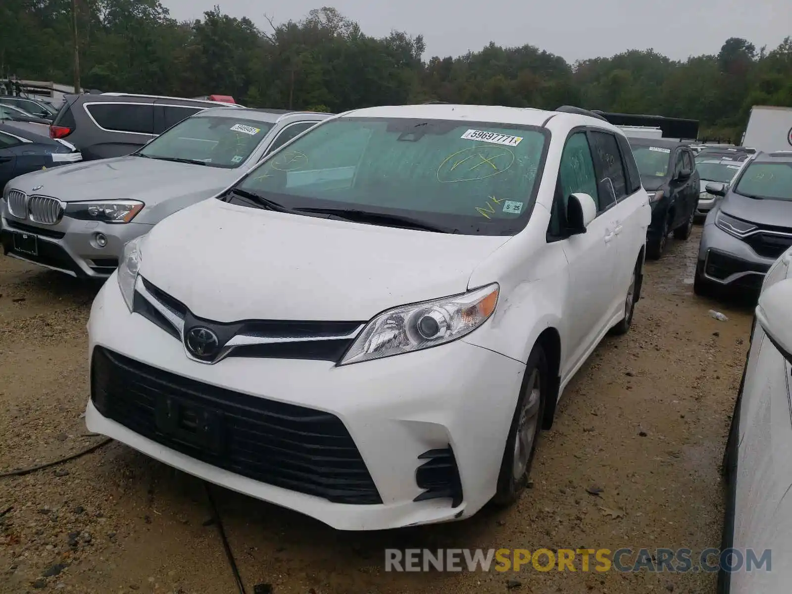 2 Photograph of a damaged car 5TDKZ3DC3LS053314 TOYOTA SIENNA 2020