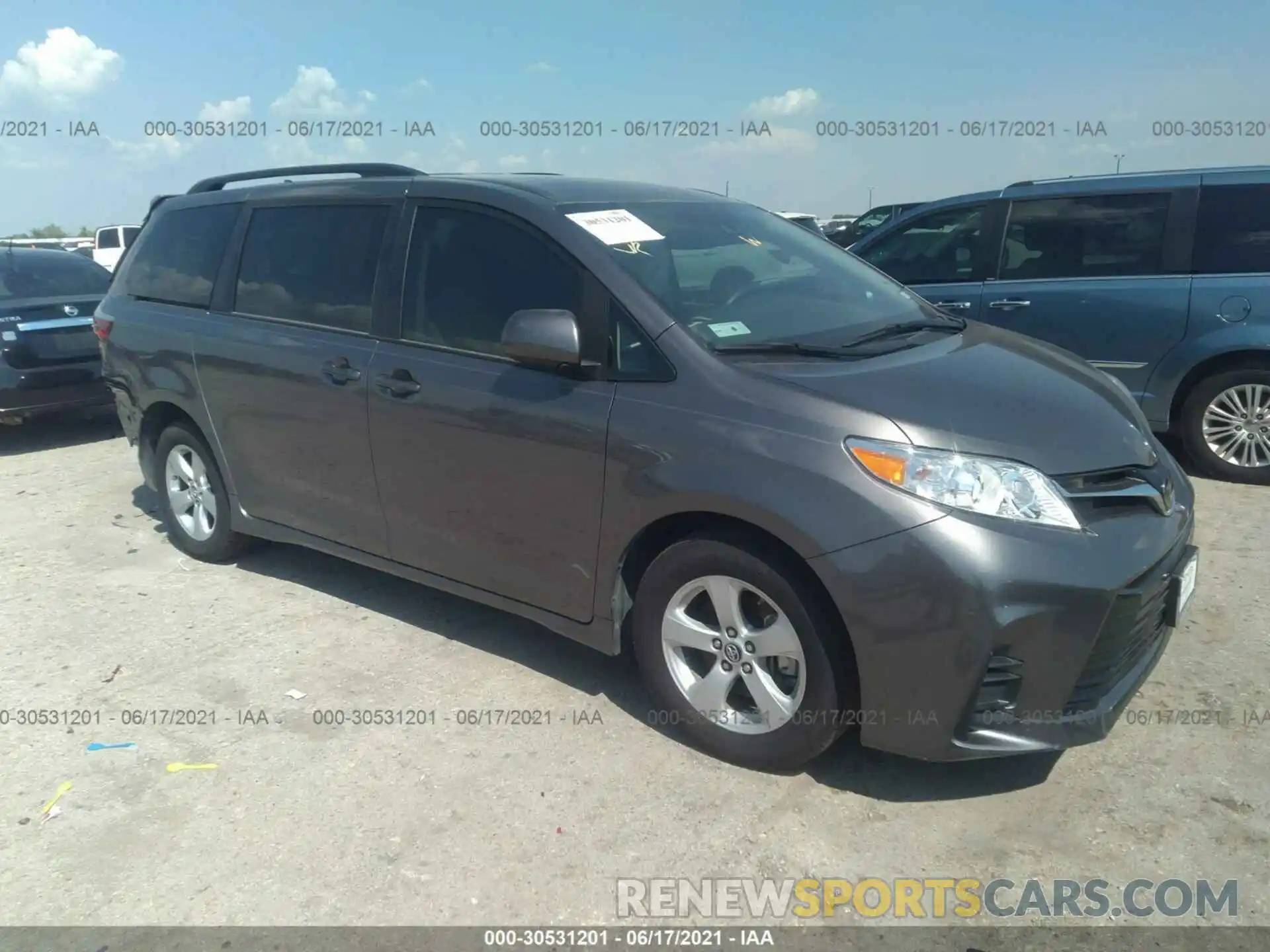 1 Photograph of a damaged car 5TDKZ3DC3LS054303 TOYOTA SIENNA 2020