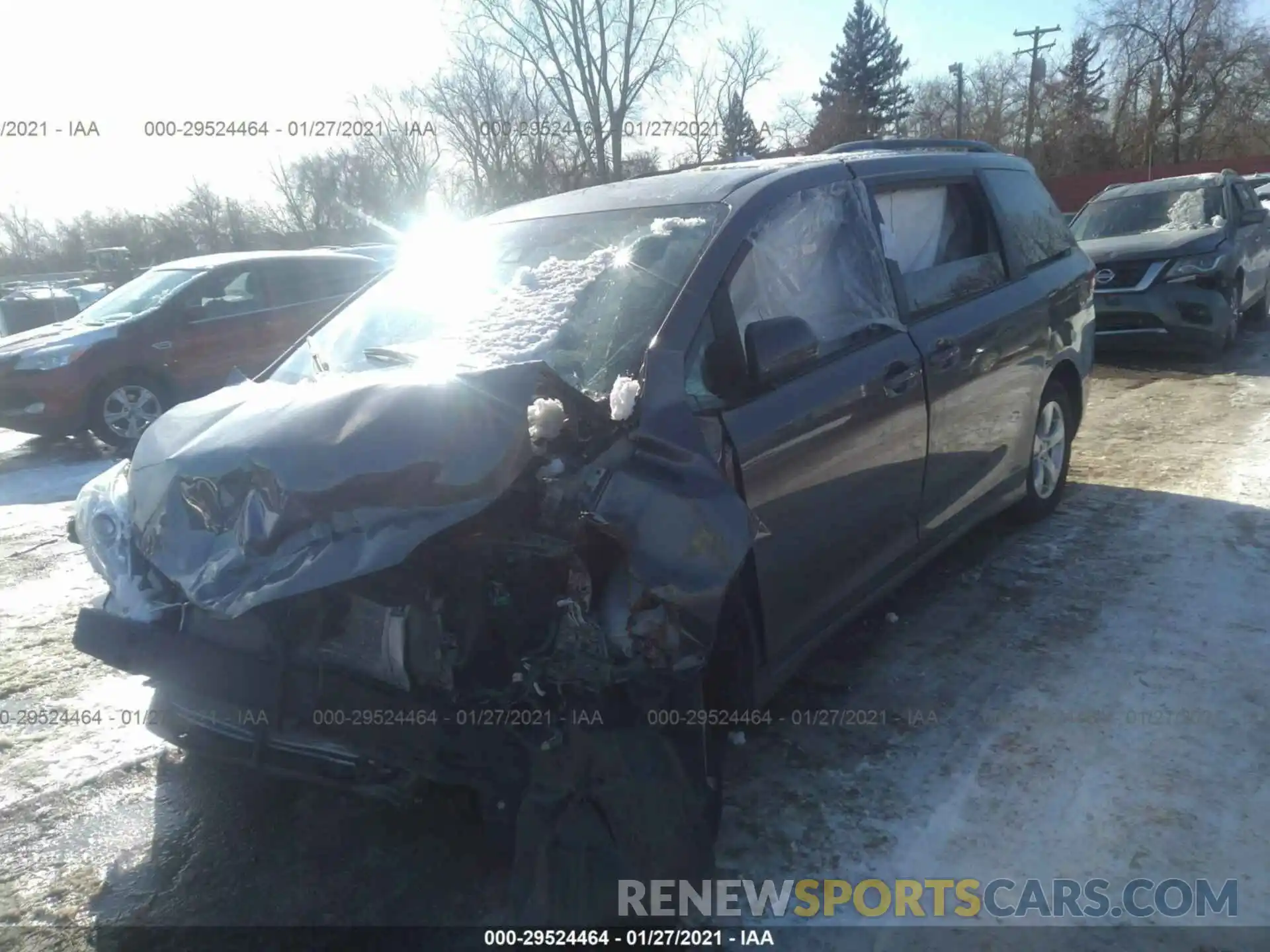 2 Photograph of a damaged car 5TDKZ3DC3LS059386 TOYOTA SIENNA 2020