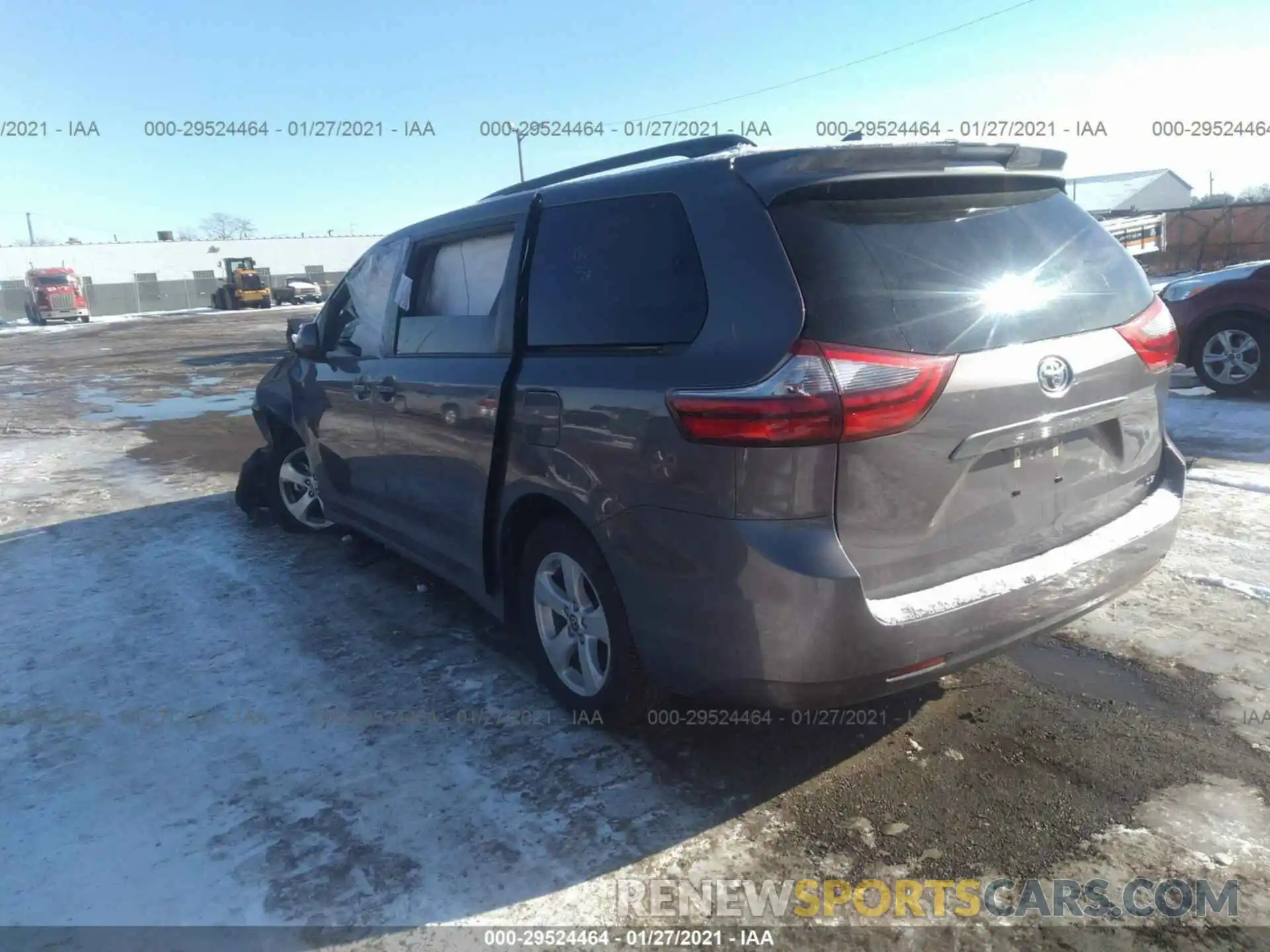 3 Фотография поврежденного автомобиля 5TDKZ3DC3LS059386 TOYOTA SIENNA 2020