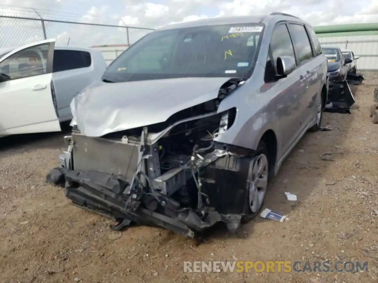 2 Photograph of a damaged car 5TDKZ3DC3LS074924 TOYOTA SIENNA 2020