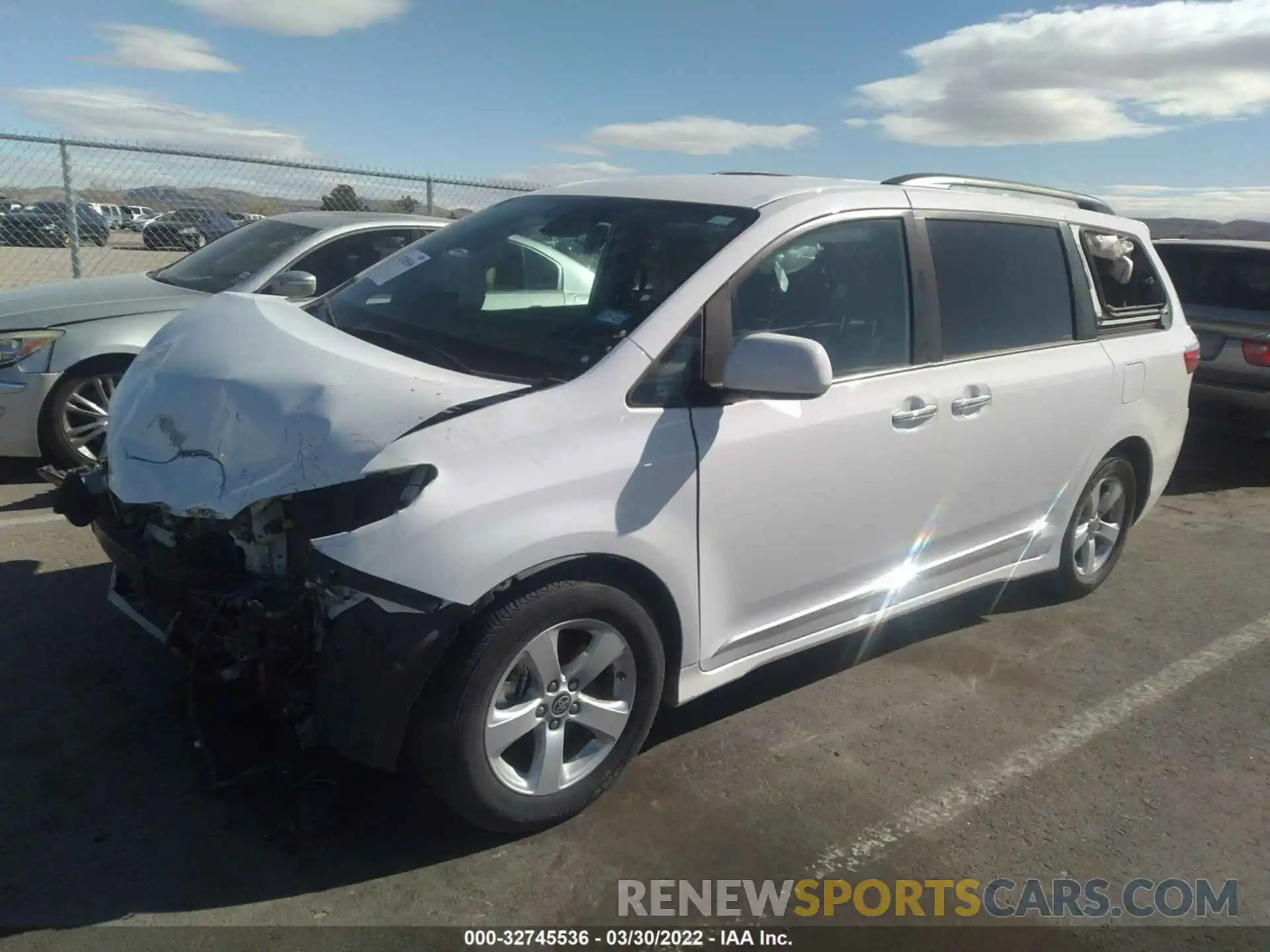 2 Photograph of a damaged car 5TDKZ3DC3LS077015 TOYOTA SIENNA 2020