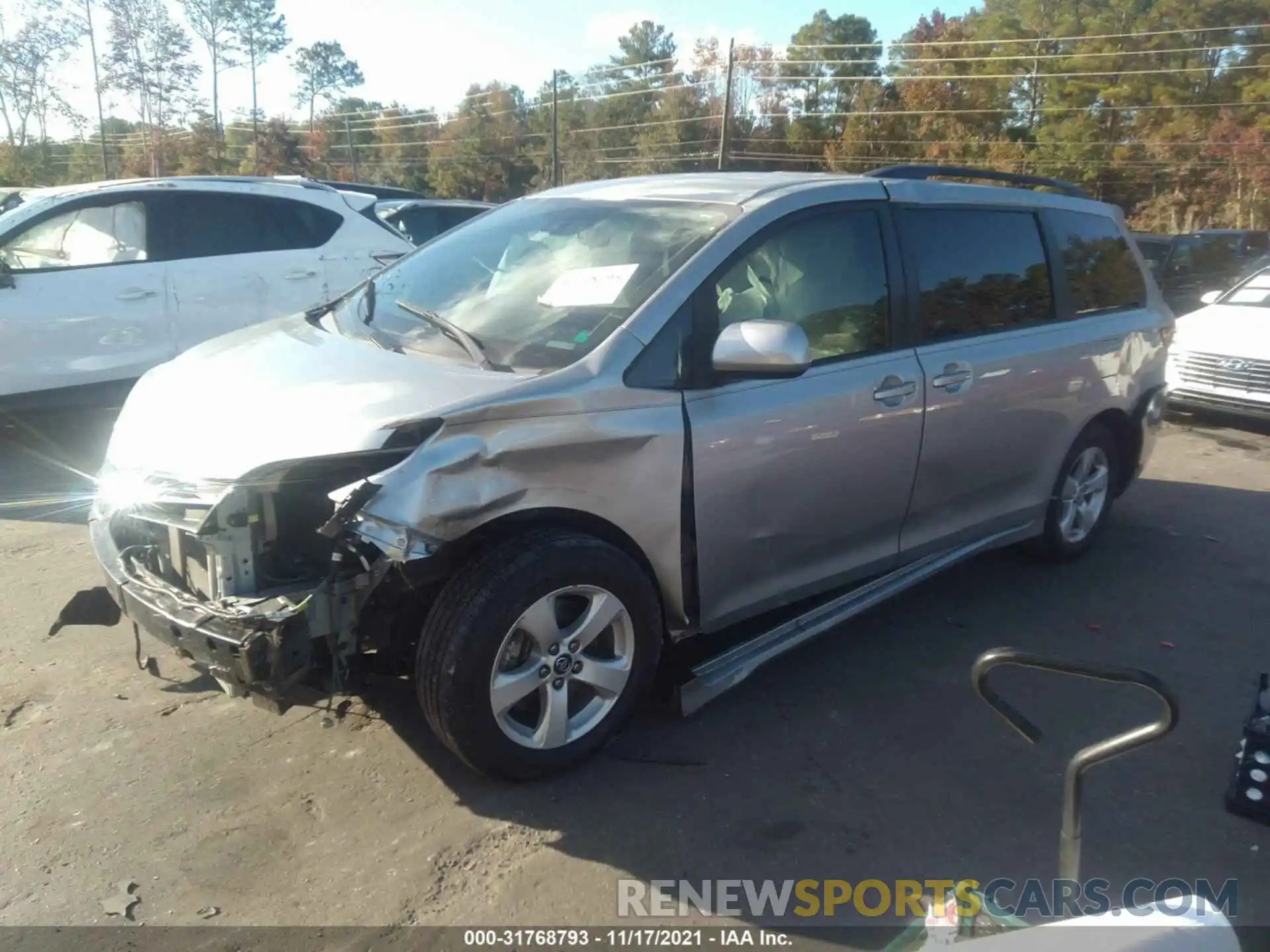 2 Photograph of a damaged car 5TDKZ3DC4LS034139 TOYOTA SIENNA 2020