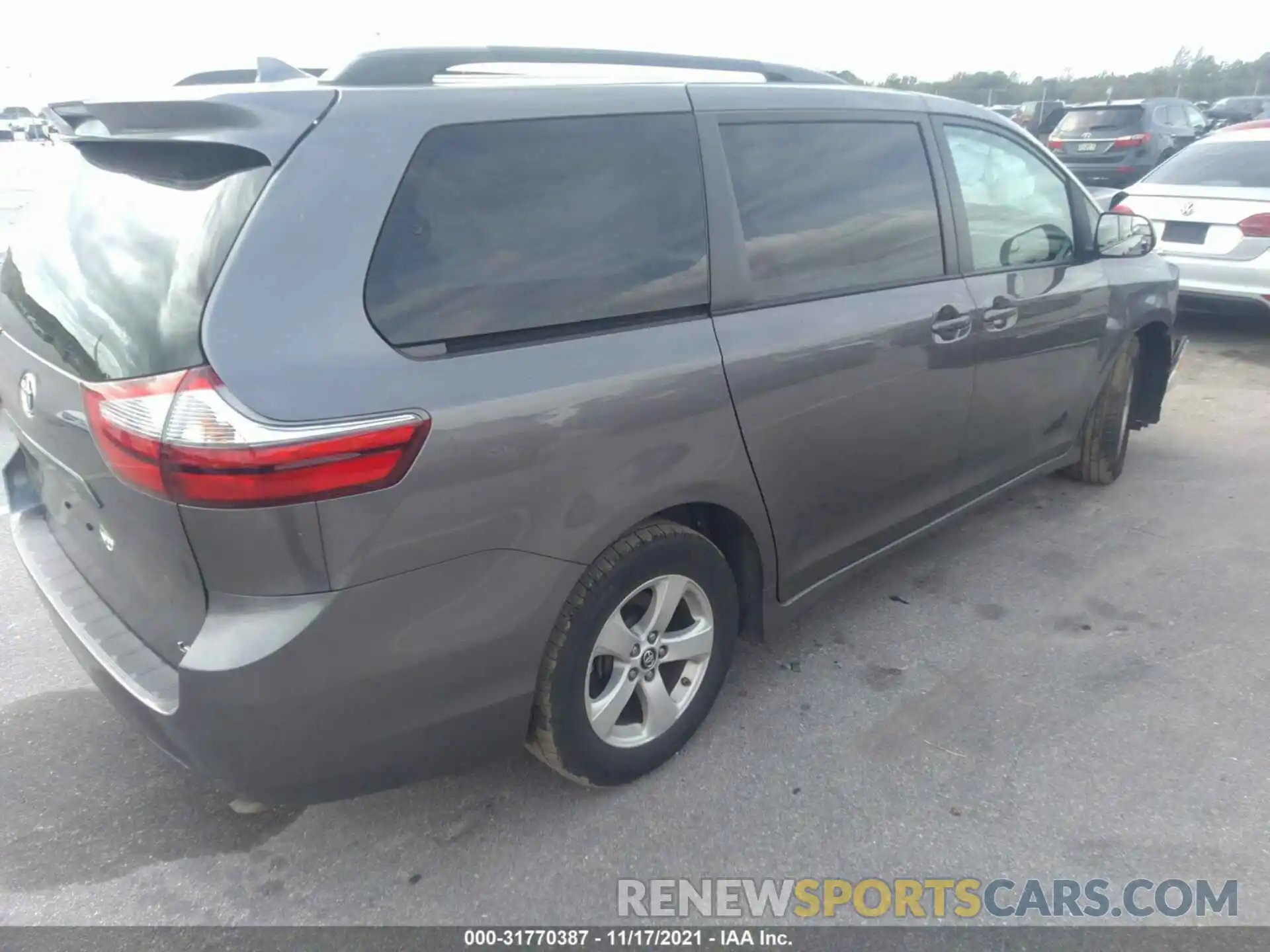 4 Фотография поврежденного автомобиля 5TDKZ3DC4LS036330 TOYOTA SIENNA 2020