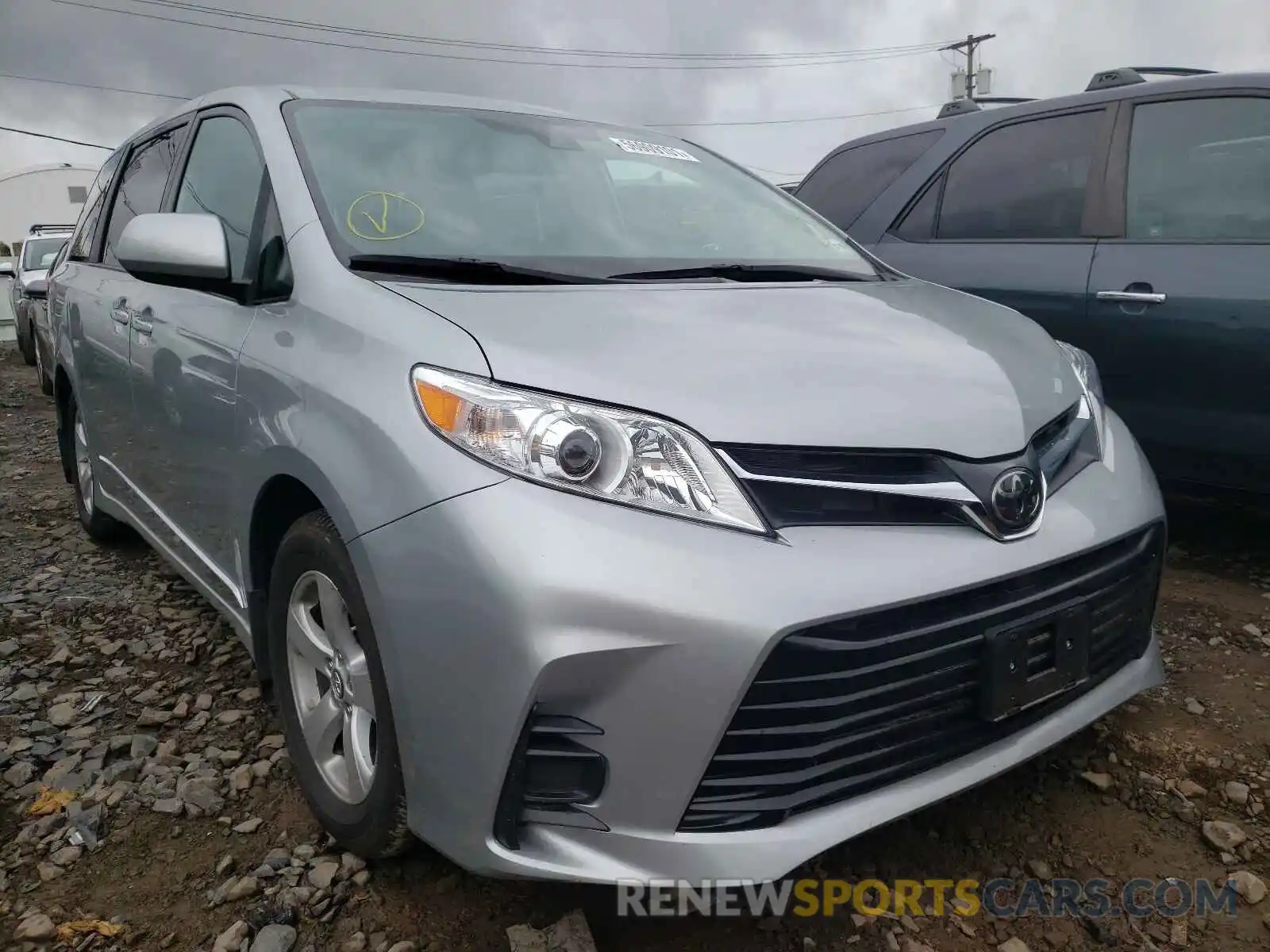 1 Photograph of a damaged car 5TDKZ3DC4LS051216 TOYOTA SIENNA 2020