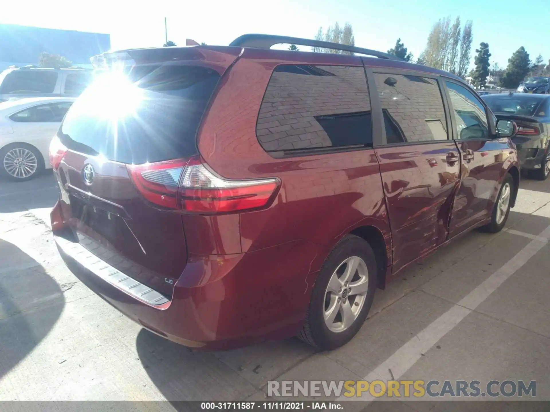 4 Фотография поврежденного автомобиля 5TDKZ3DC4LS057274 TOYOTA SIENNA 2020