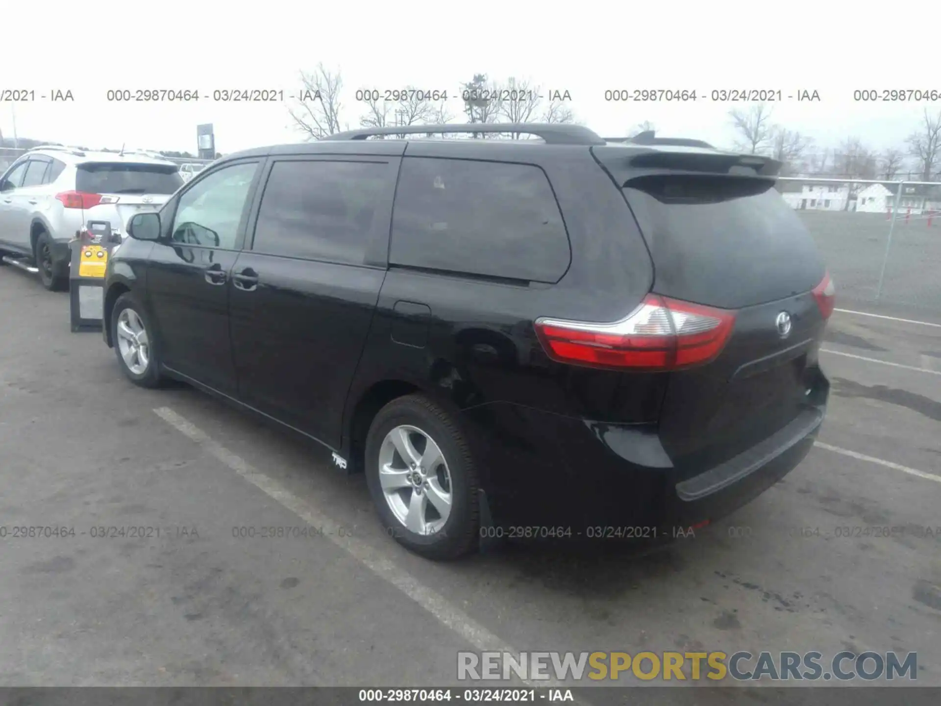 3 Фотография поврежденного автомобиля 5TDKZ3DC4LS074303 TOYOTA SIENNA 2020