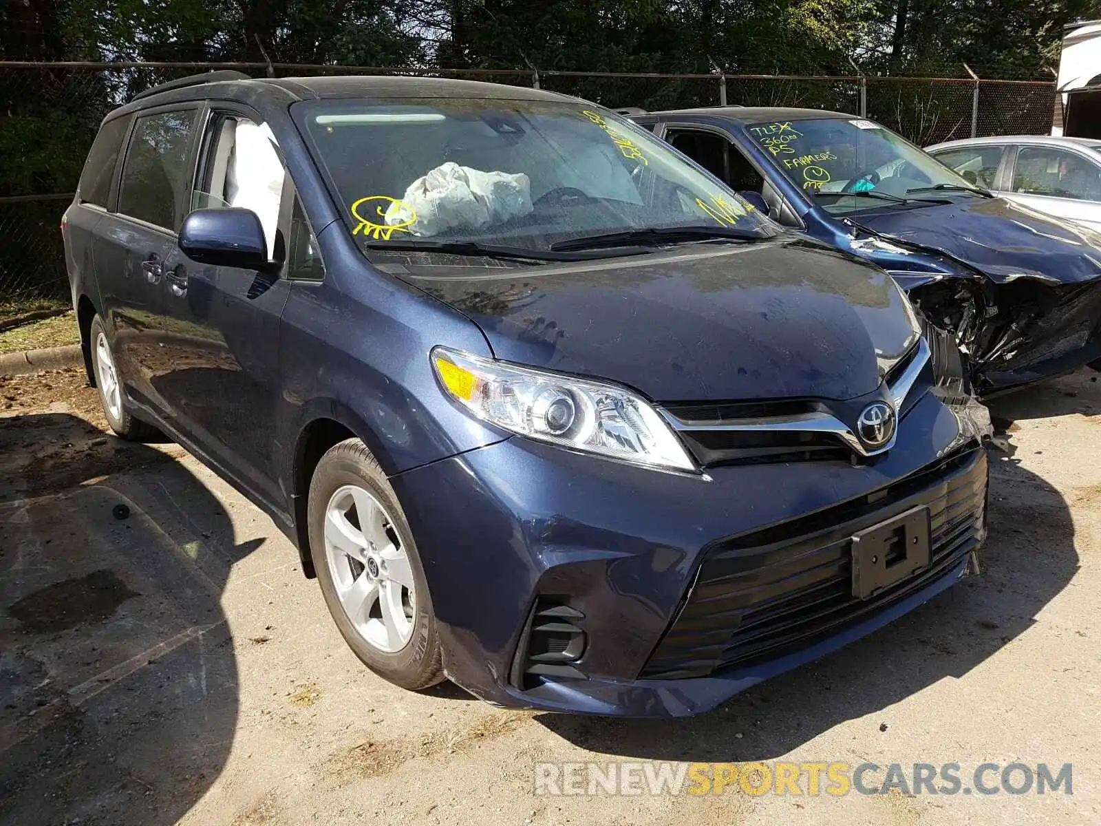 1 Photograph of a damaged car 5TDKZ3DC4LS075483 TOYOTA SIENNA 2020