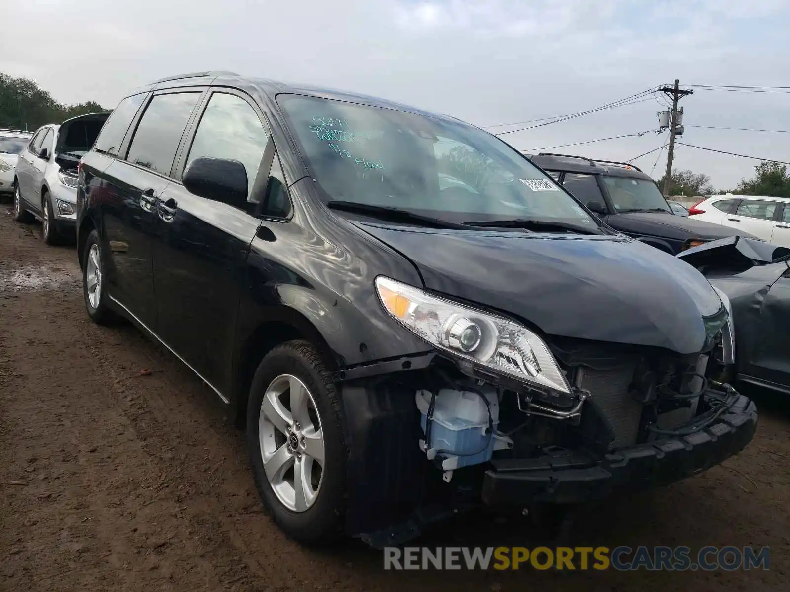 1 Photograph of a damaged car 5TDKZ3DC4LS076312 TOYOTA SIENNA 2020