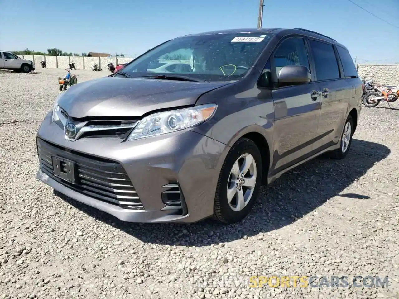 2 Photograph of a damaged car 5TDKZ3DC4LS080246 TOYOTA SIENNA 2020