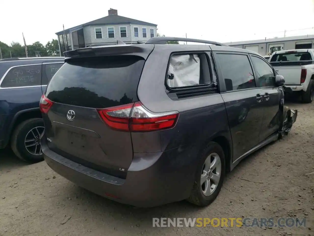 4 Photograph of a damaged car 5TDKZ3DC4LS083583 TOYOTA SIENNA 2020