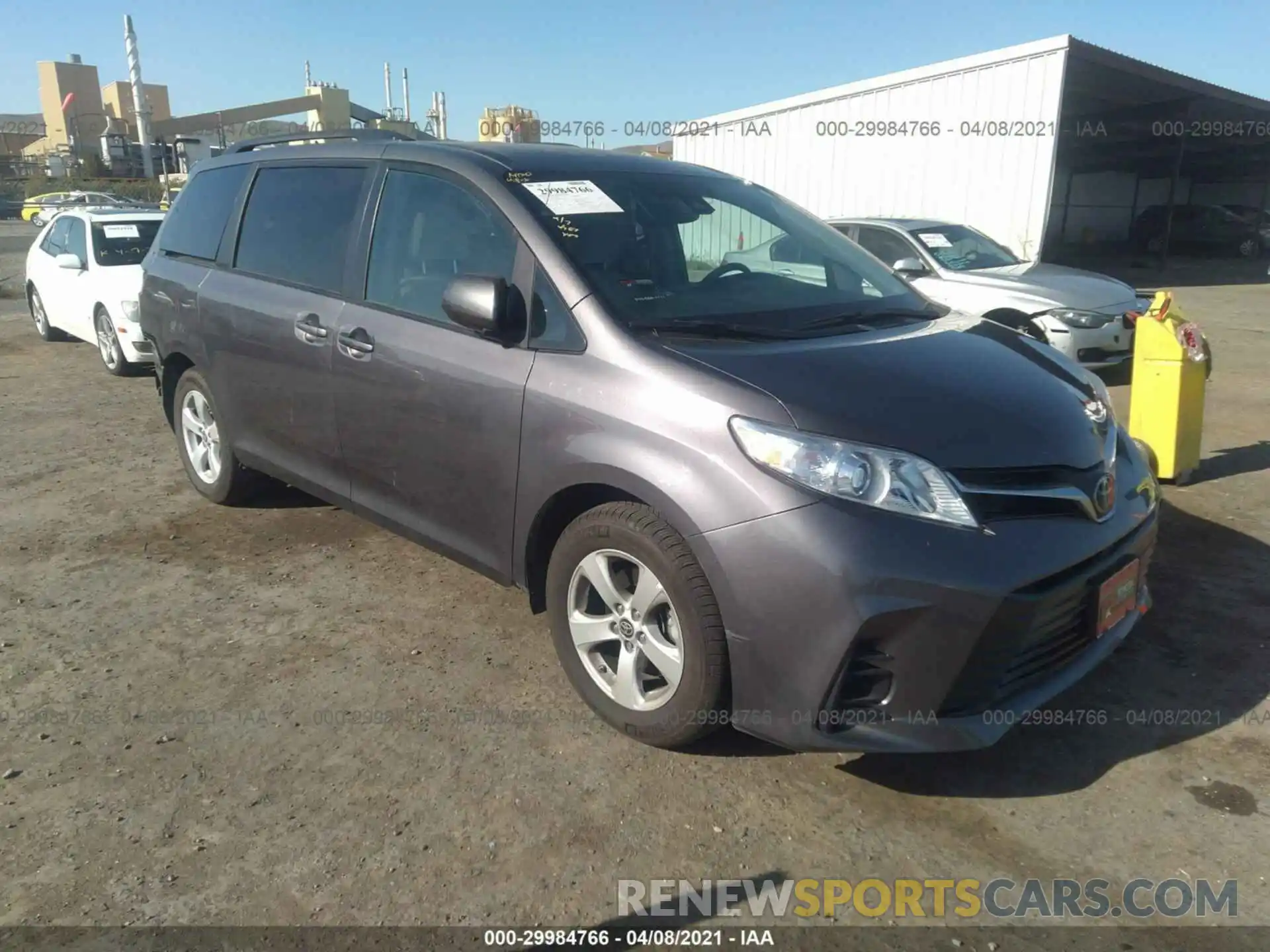 1 Фотография поврежденного автомобиля 5TDKZ3DC4LS086273 TOYOTA SIENNA 2020