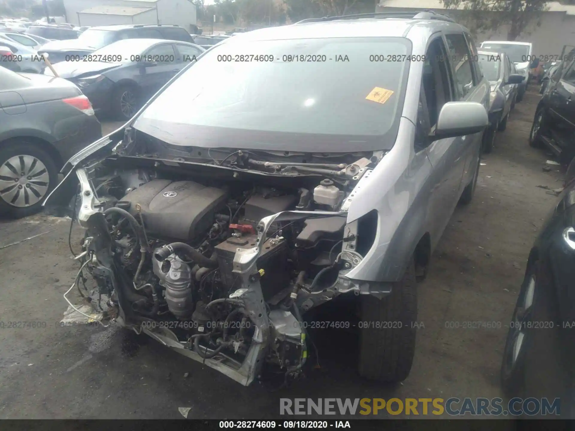 13 Photograph of a damaged car 5TDKZ3DC5LS024297 TOYOTA SIENNA 2020