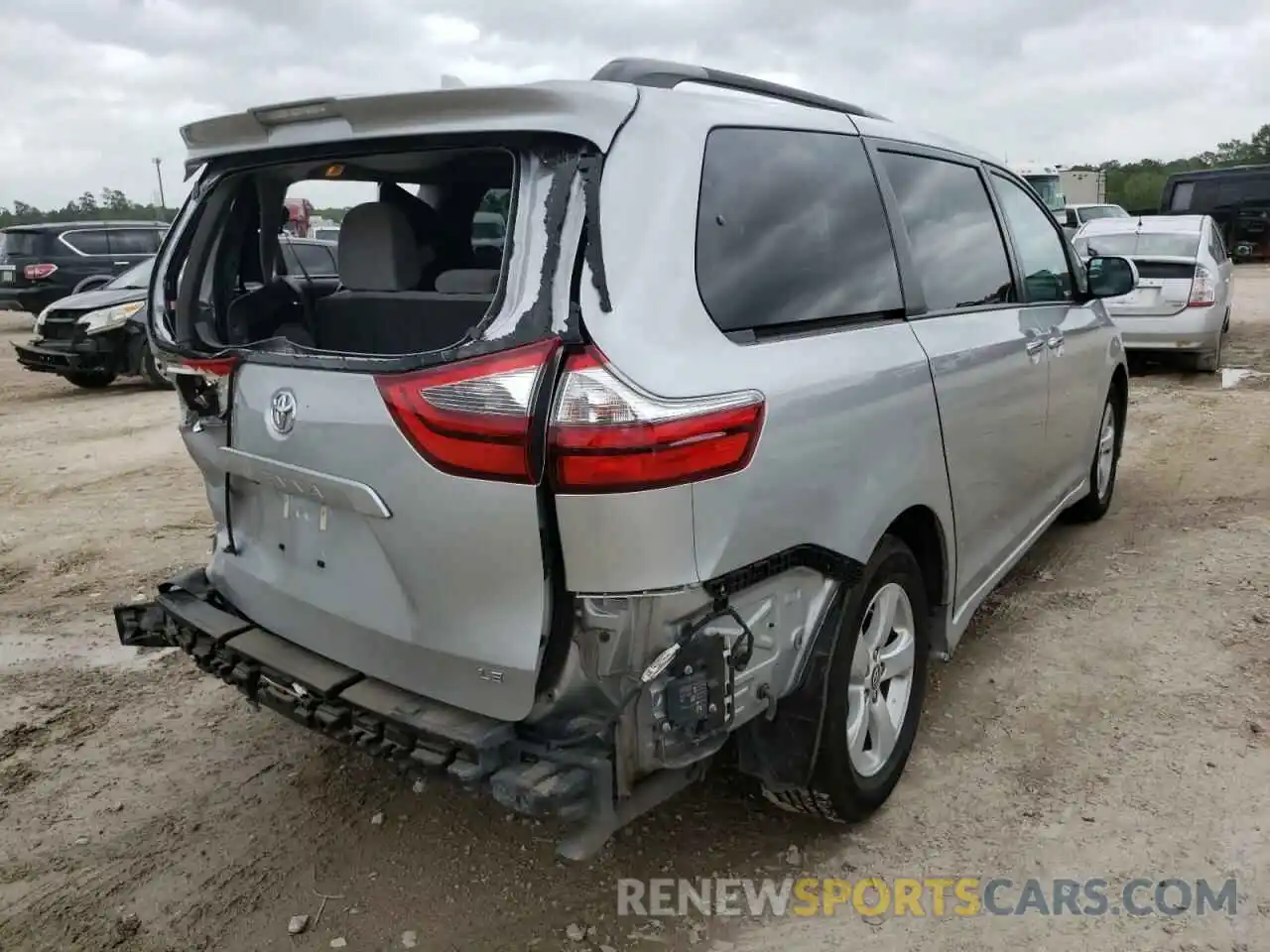 4 Фотография поврежденного автомобиля 5TDKZ3DC5LS024591 TOYOTA SIENNA 2020