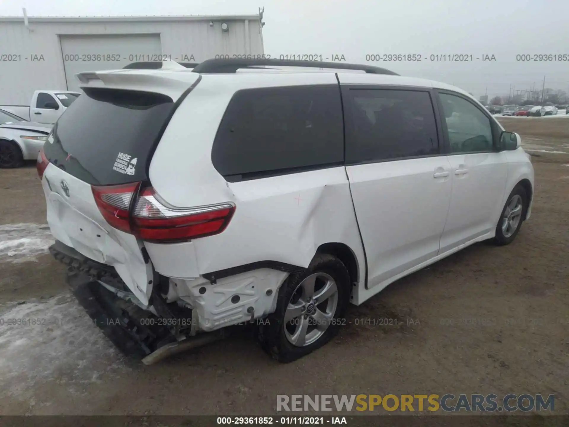 4 Фотография поврежденного автомобиля 5TDKZ3DC5LS025059 TOYOTA SIENNA 2020