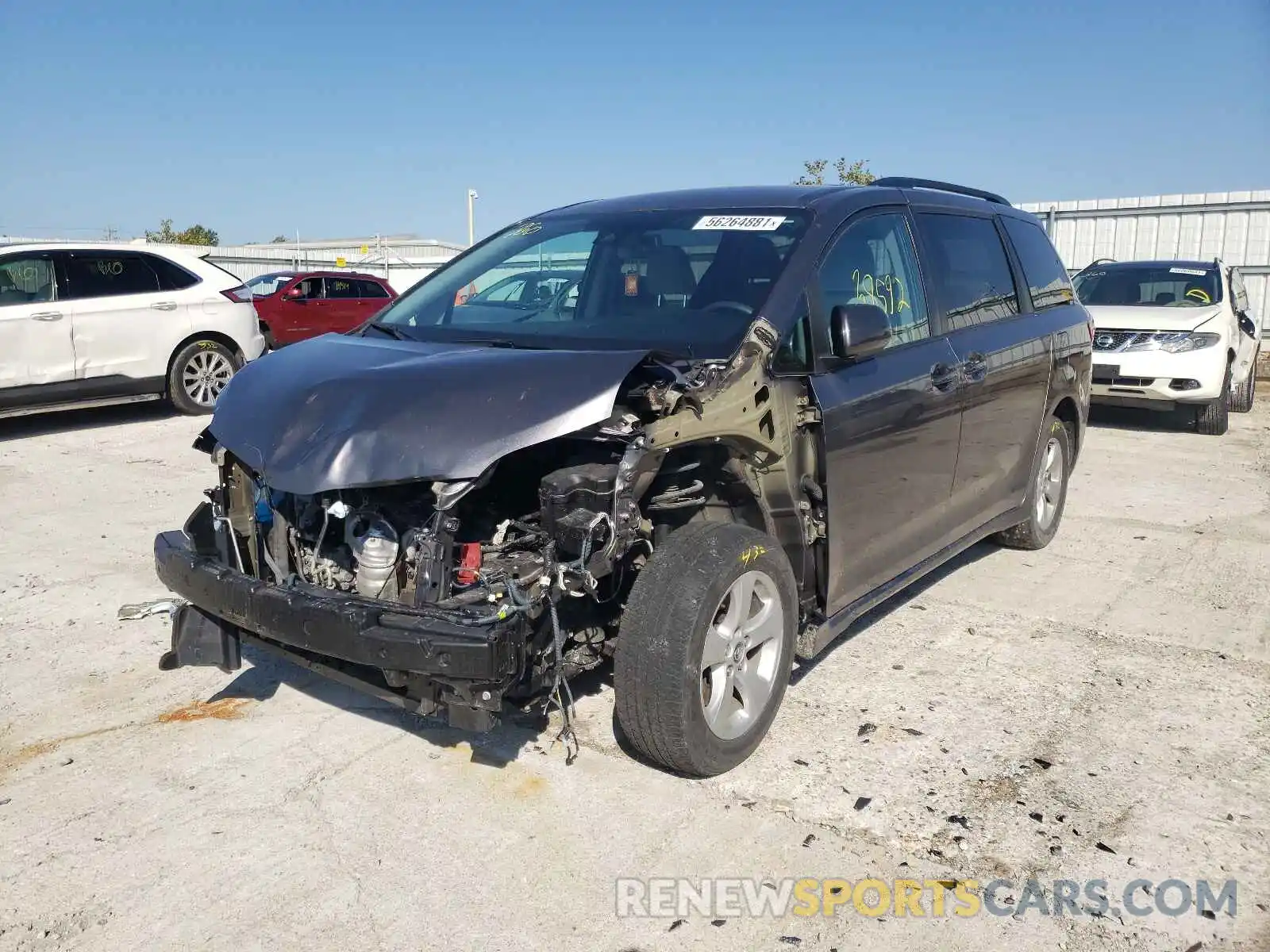 2 Photograph of a damaged car 5TDKZ3DC5LS026695 TOYOTA SIENNA 2020