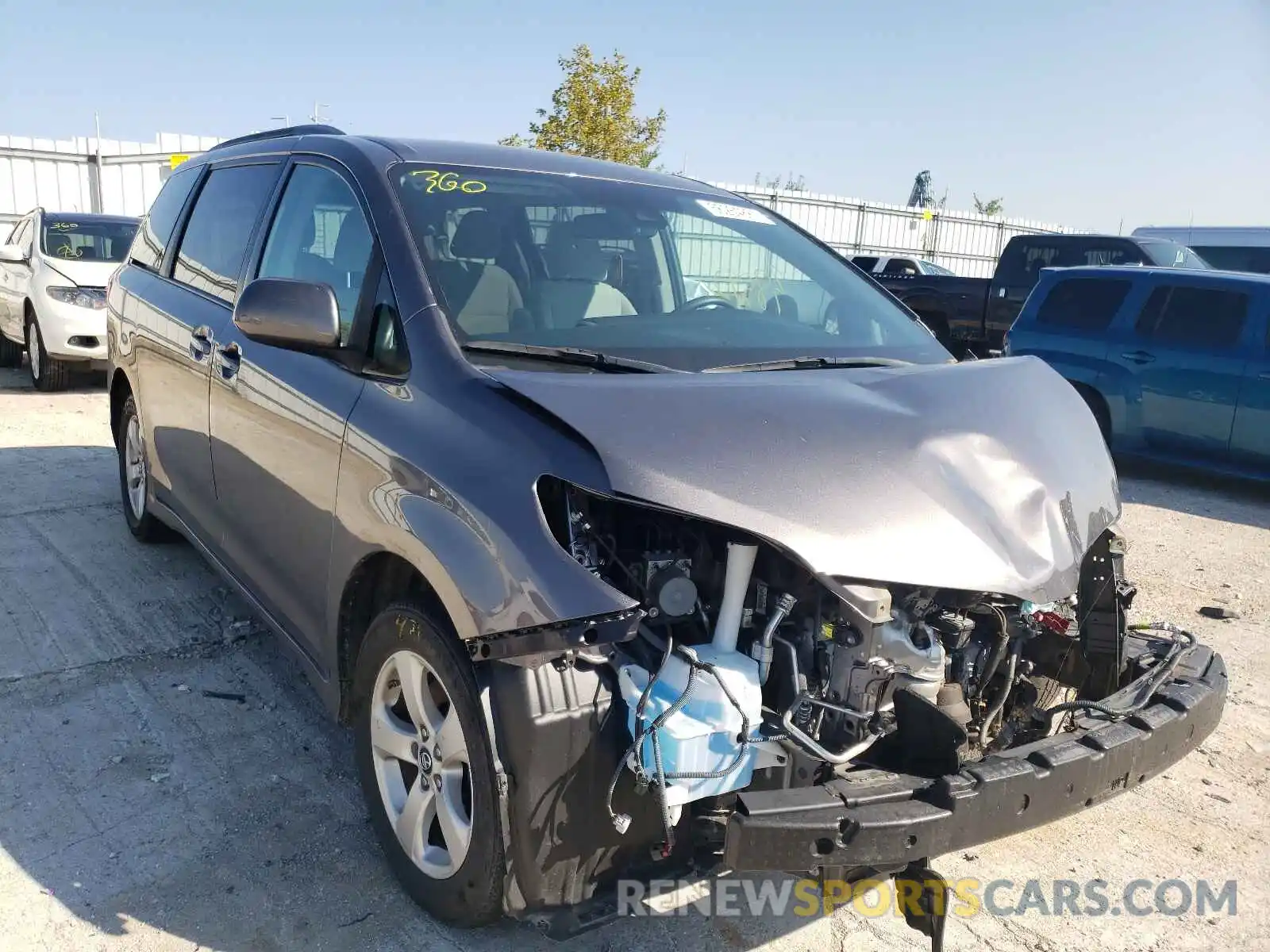 9 Photograph of a damaged car 5TDKZ3DC5LS026695 TOYOTA SIENNA 2020