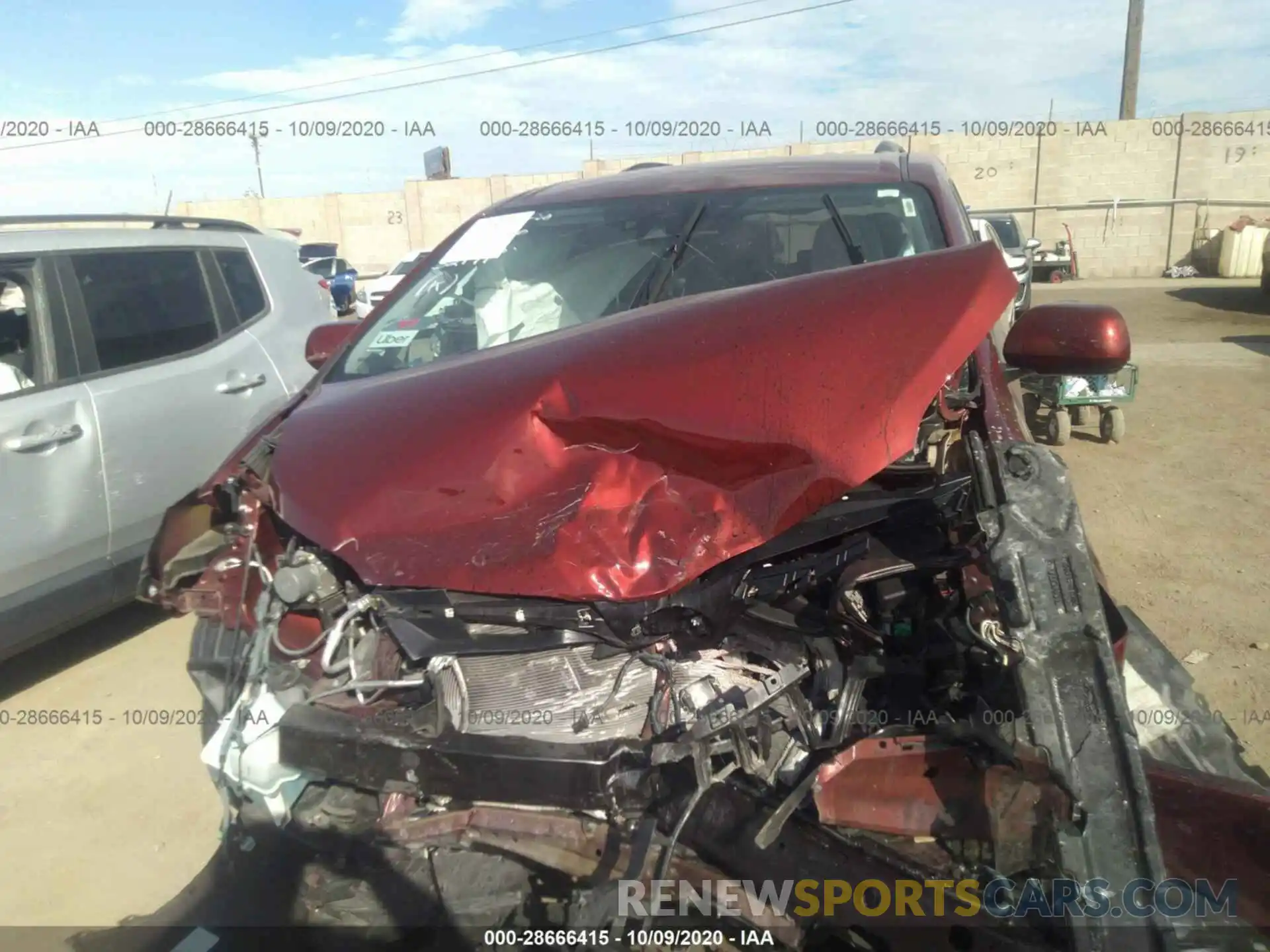 10 Photograph of a damaged car 5TDKZ3DC5LS029029 TOYOTA SIENNA 2020