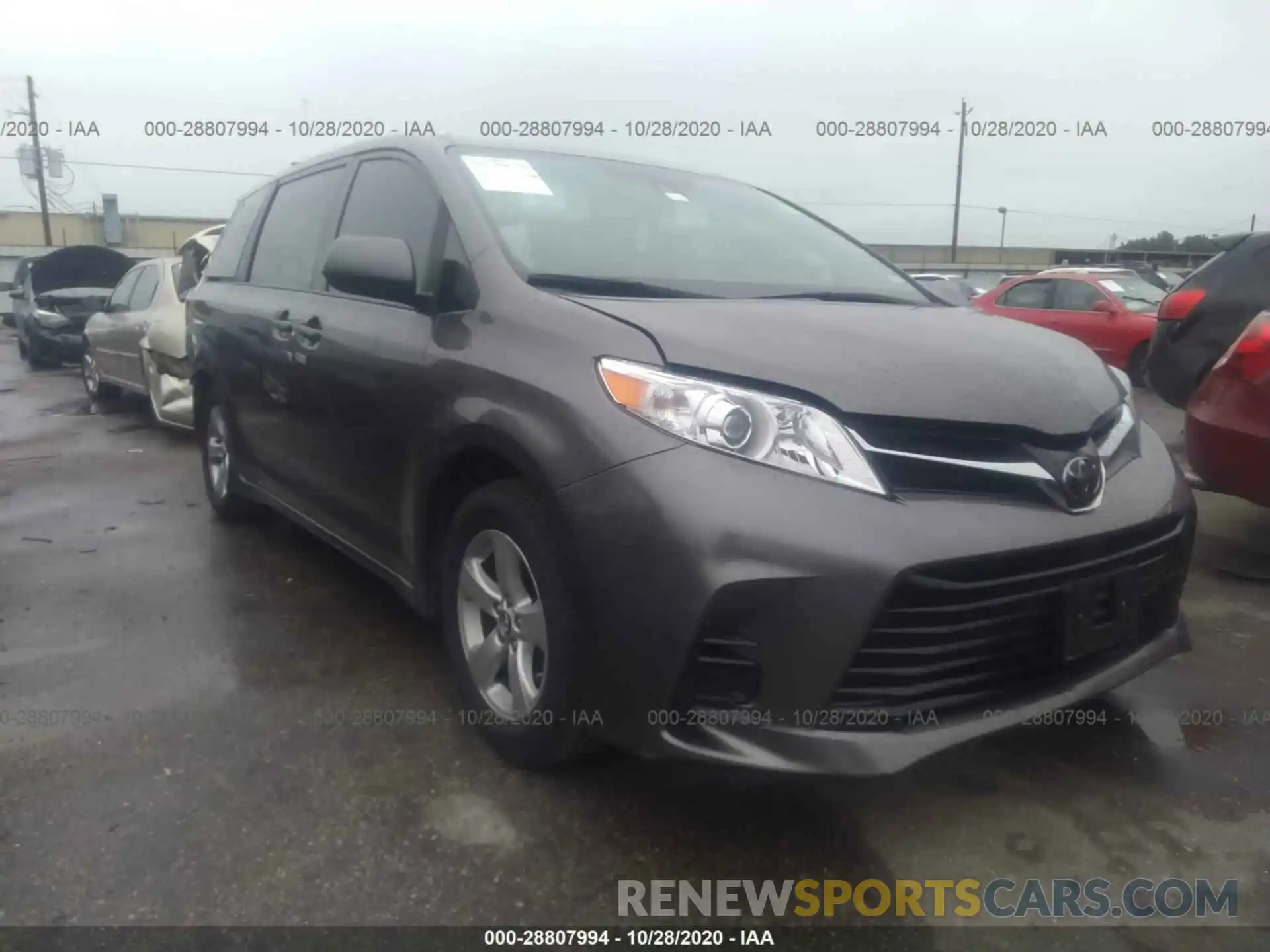 1 Photograph of a damaged car 5TDKZ3DC5LS030679 TOYOTA SIENNA 2020