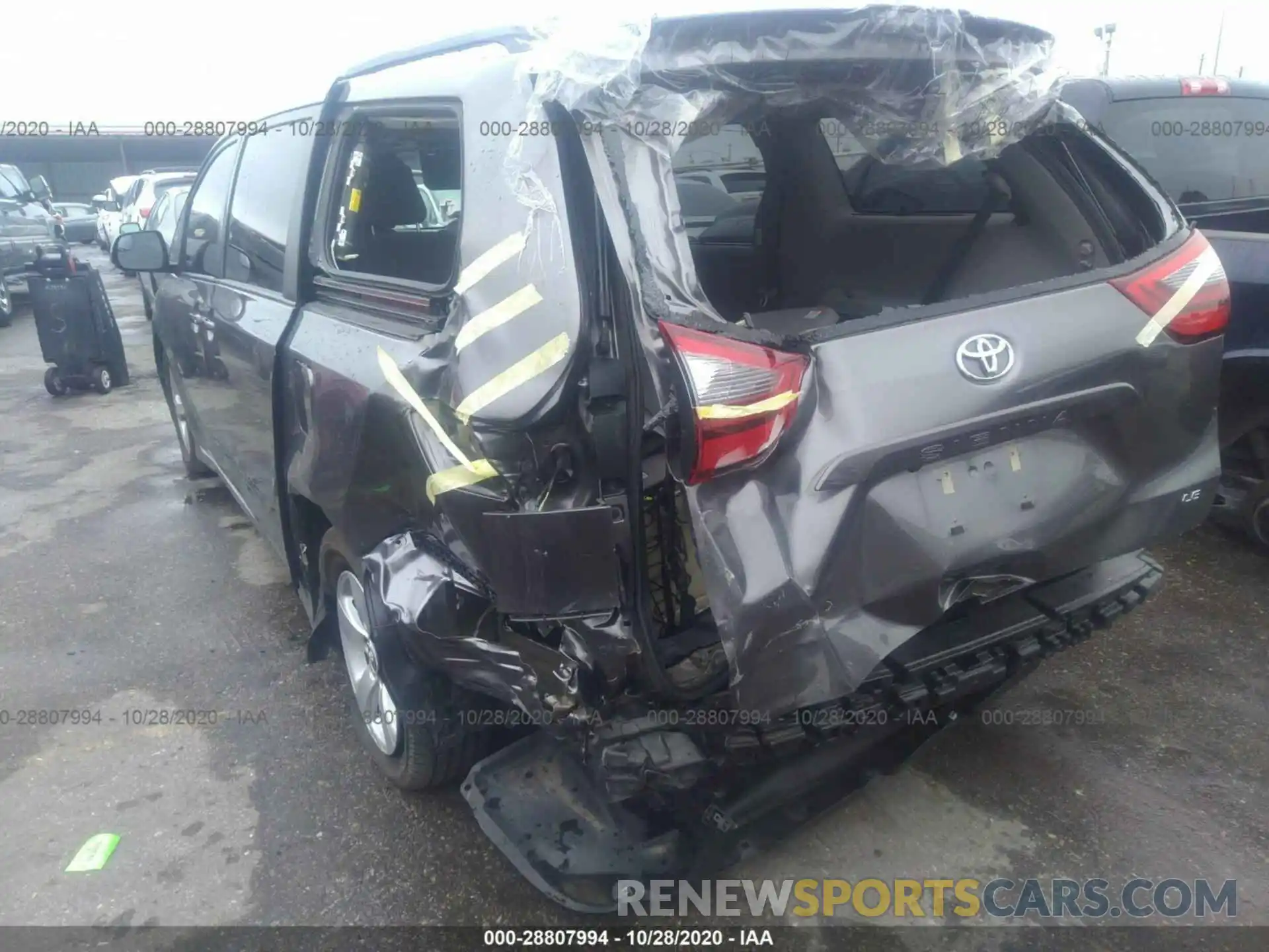 6 Photograph of a damaged car 5TDKZ3DC5LS030679 TOYOTA SIENNA 2020