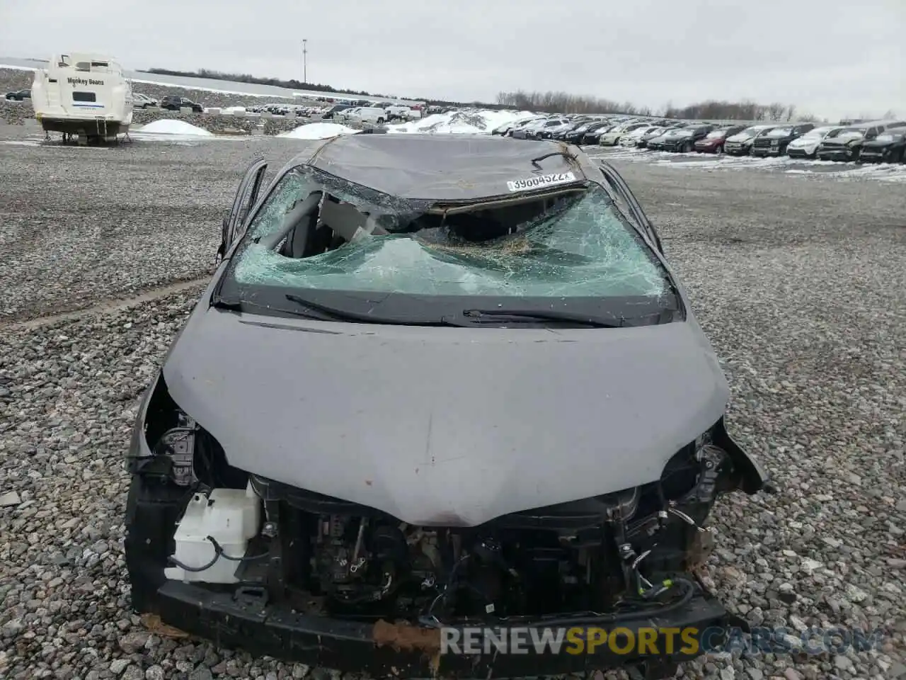 9 Photograph of a damaged car 5TDKZ3DC5LS032464 TOYOTA SIENNA 2020