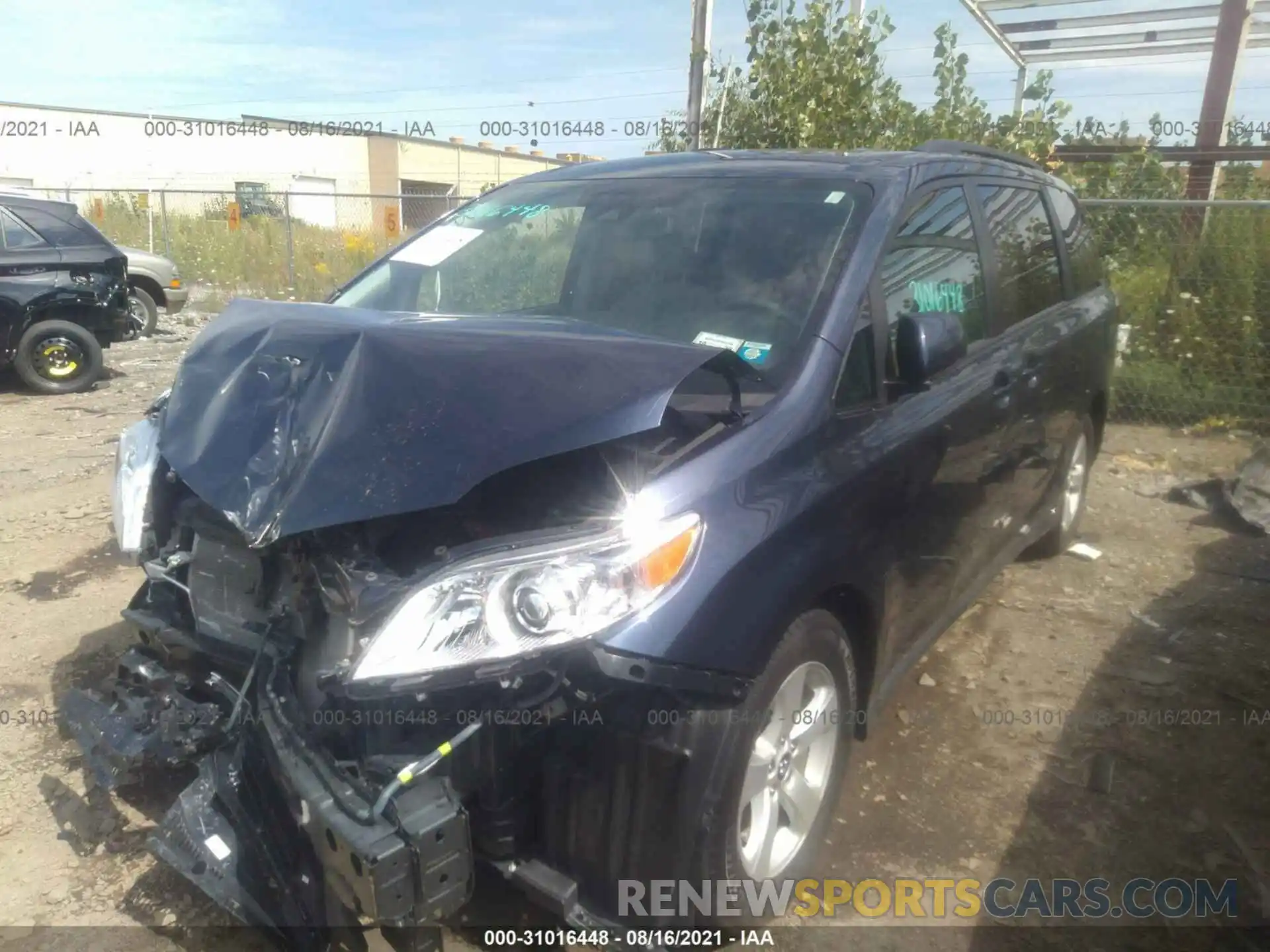 2 Photograph of a damaged car 5TDKZ3DC5LS039284 TOYOTA SIENNA 2020