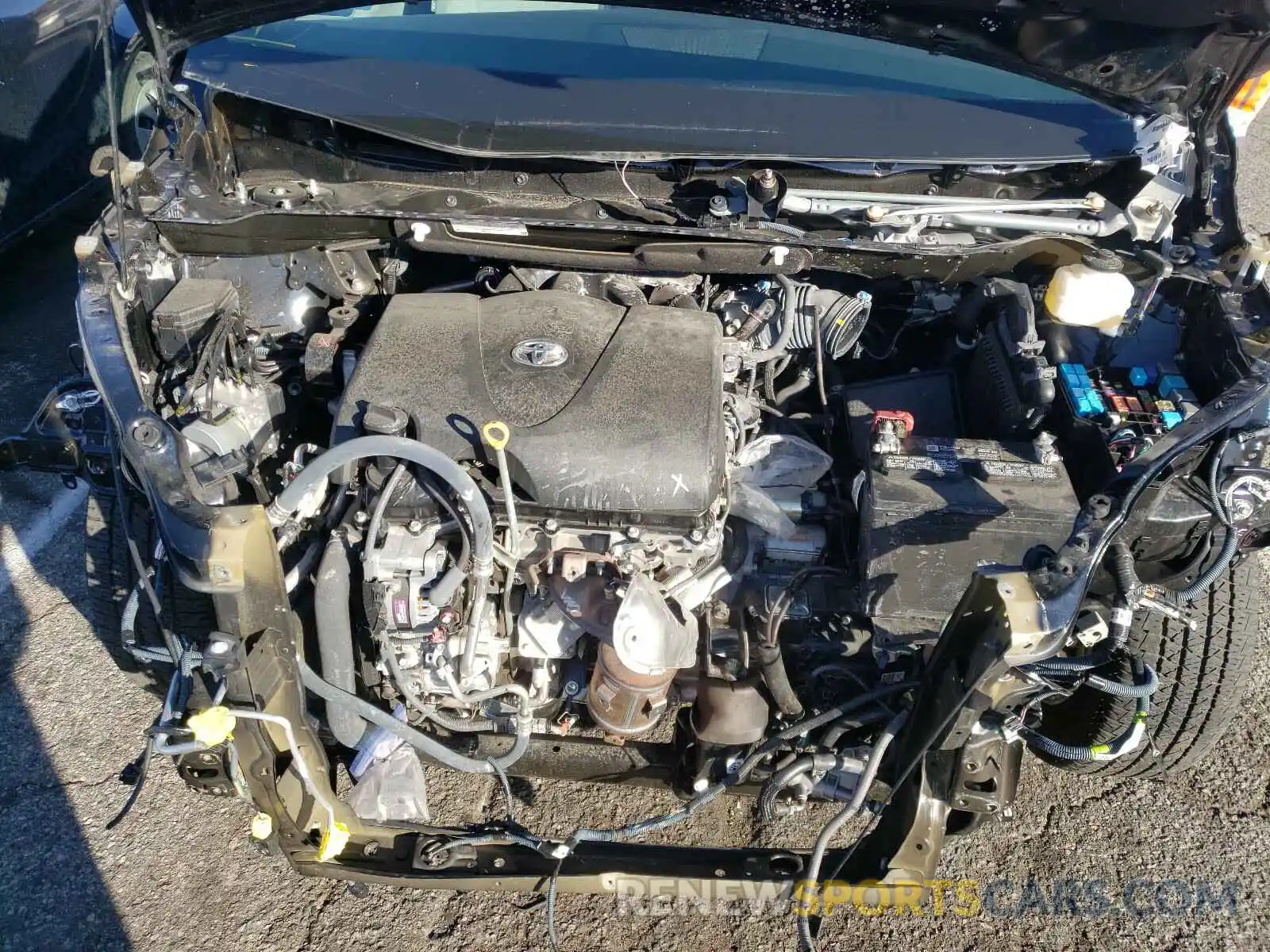 7 Photograph of a damaged car 5TDKZ3DC5LS050480 TOYOTA SIENNA 2020