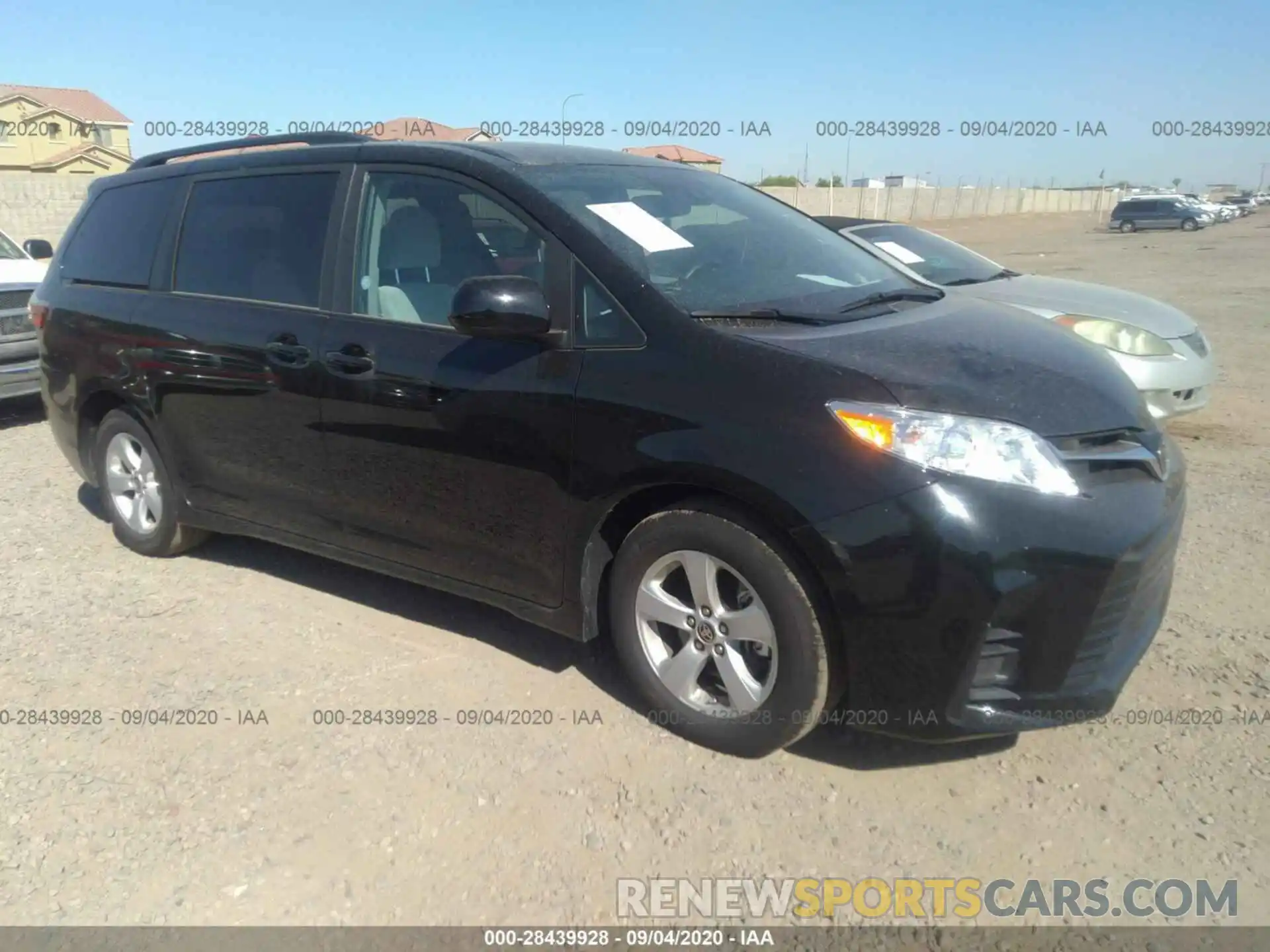 1 Photograph of a damaged car 5TDKZ3DC5LS057316 TOYOTA SIENNA 2020