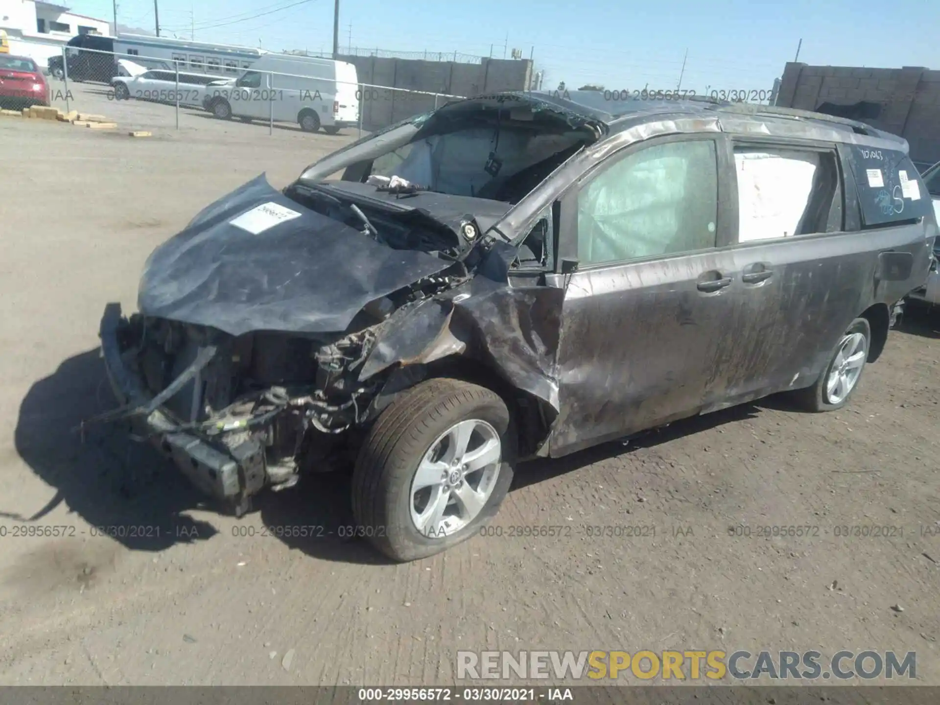 2 Photograph of a damaged car 5TDKZ3DC5LS057624 TOYOTA SIENNA 2020