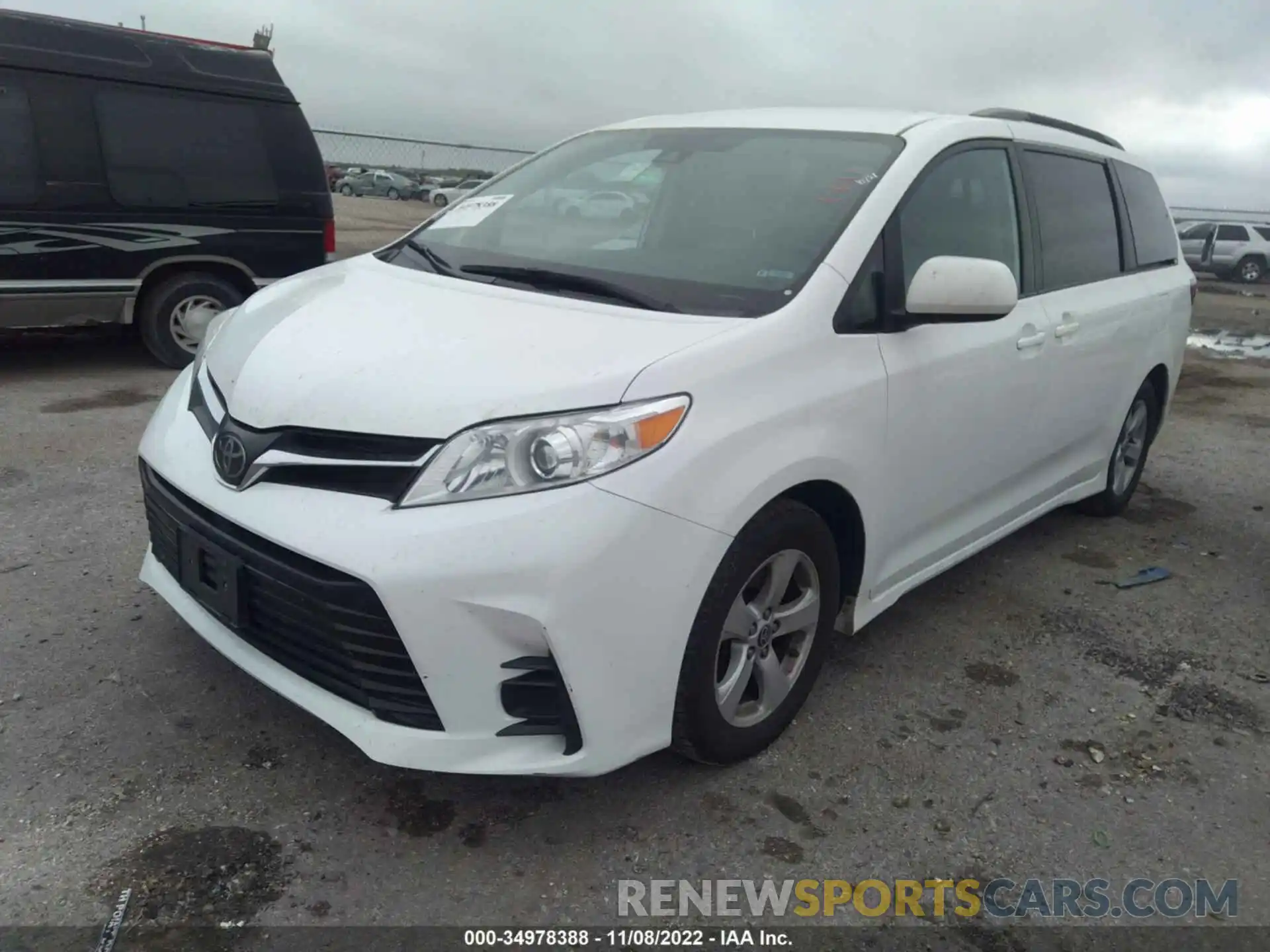 2 Photograph of a damaged car 5TDKZ3DC5LS066503 TOYOTA SIENNA 2020