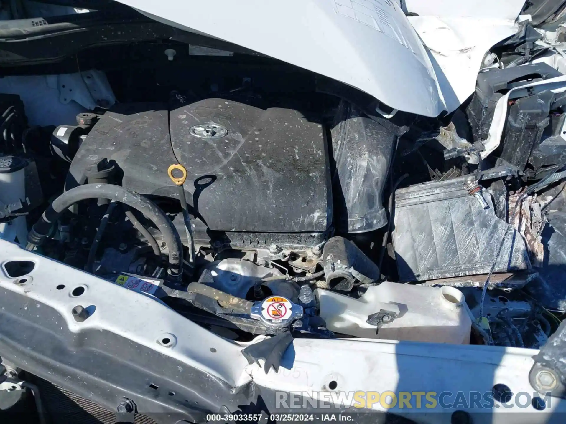 10 Photograph of a damaged car 5TDKZ3DC6LS043327 TOYOTA SIENNA 2020