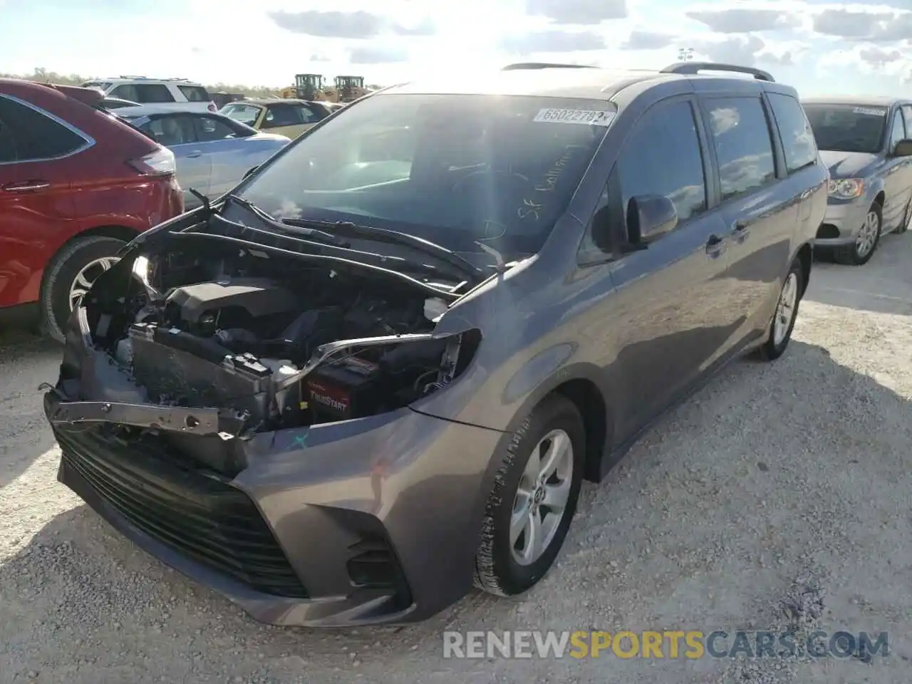 2 Photograph of a damaged car 5TDKZ3DC6LS055025 TOYOTA SIENNA 2020