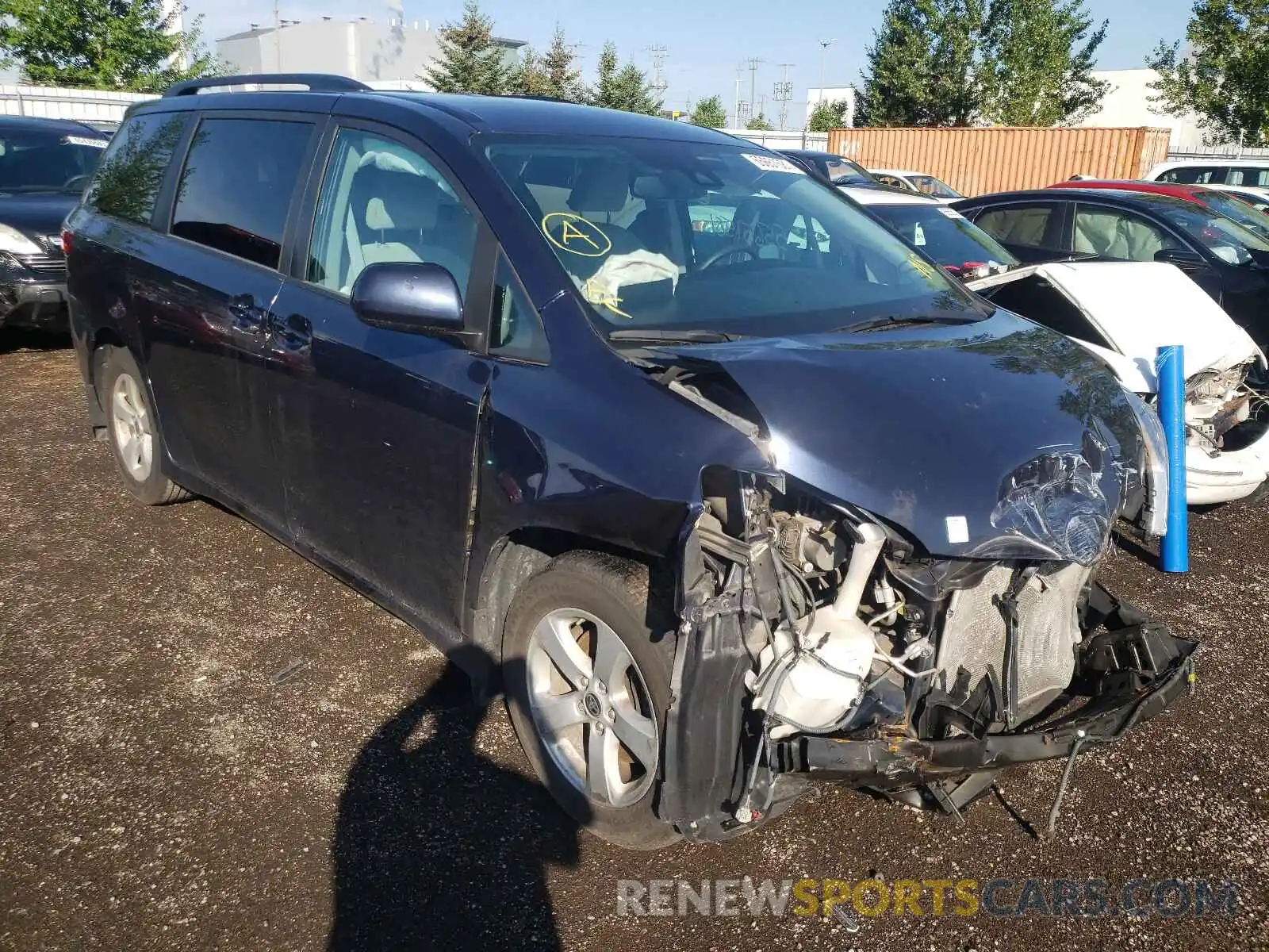 1 Photograph of a damaged car 5TDKZ3DC6LS057602 TOYOTA SIENNA 2020