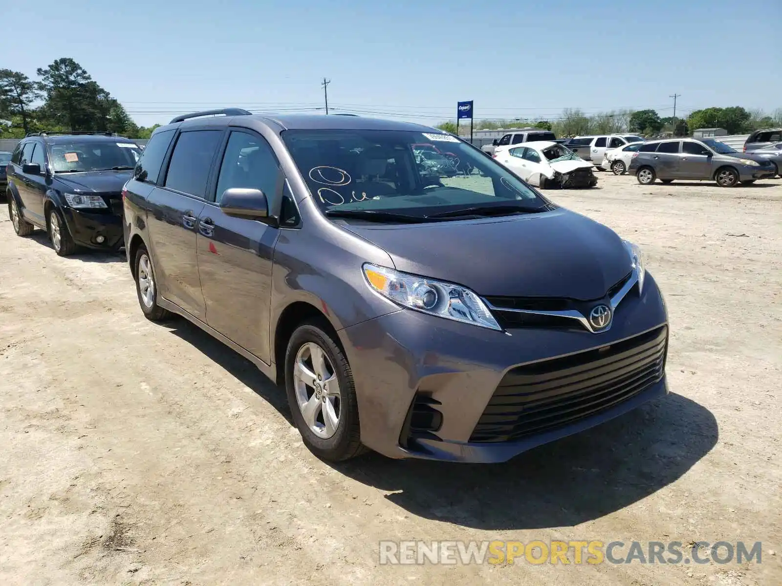 1 Photograph of a damaged car 5TDKZ3DC6LS087764 TOYOTA SIENNA 2020