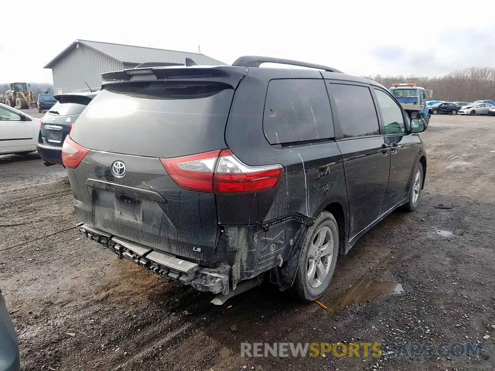 4 Photograph of a damaged car 5TDKZ3DC7LS025984 TOYOTA SIENNA 2020