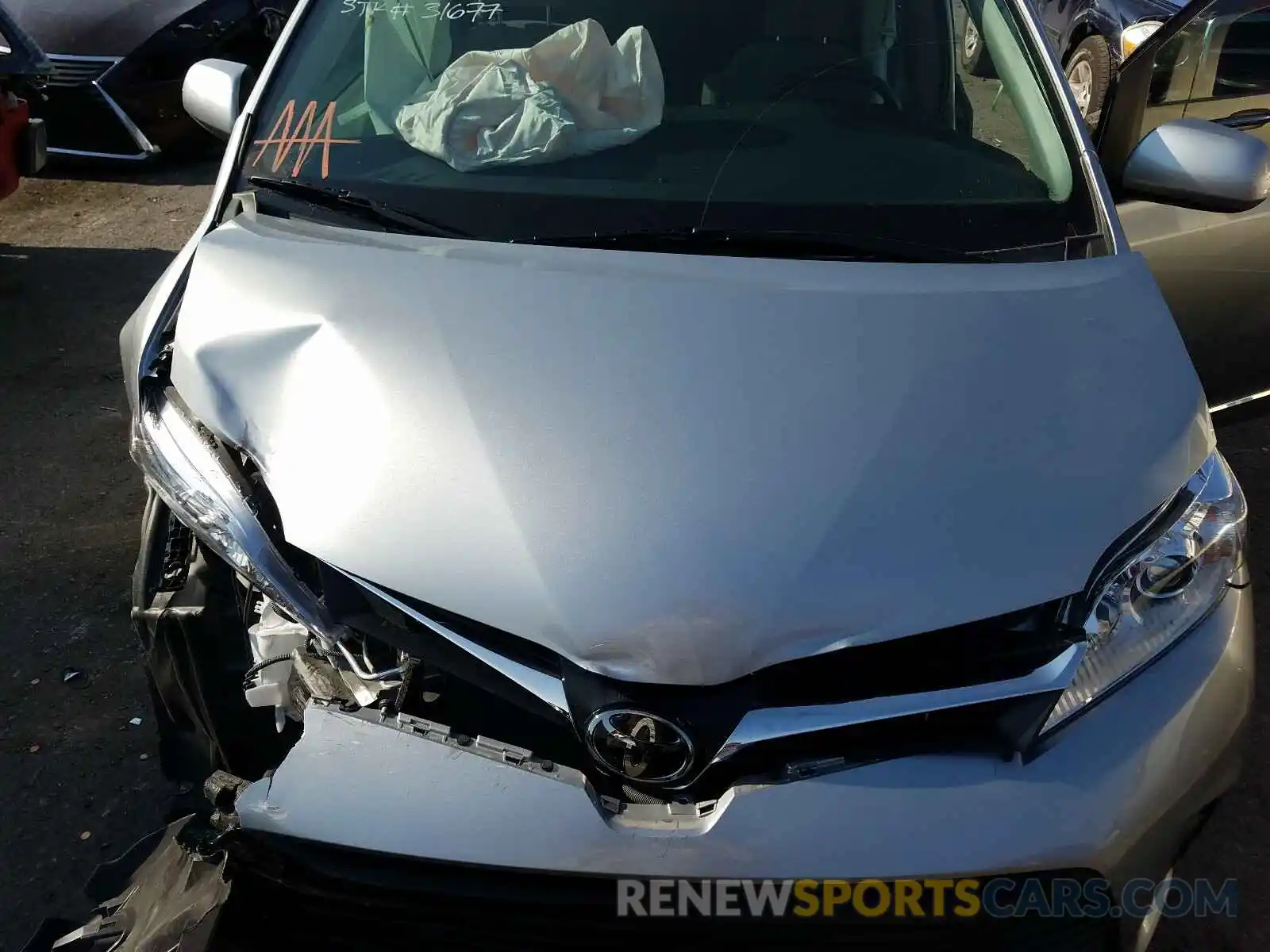 7 Photograph of a damaged car 5TDKZ3DC7LS032711 TOYOTA SIENNA 2020