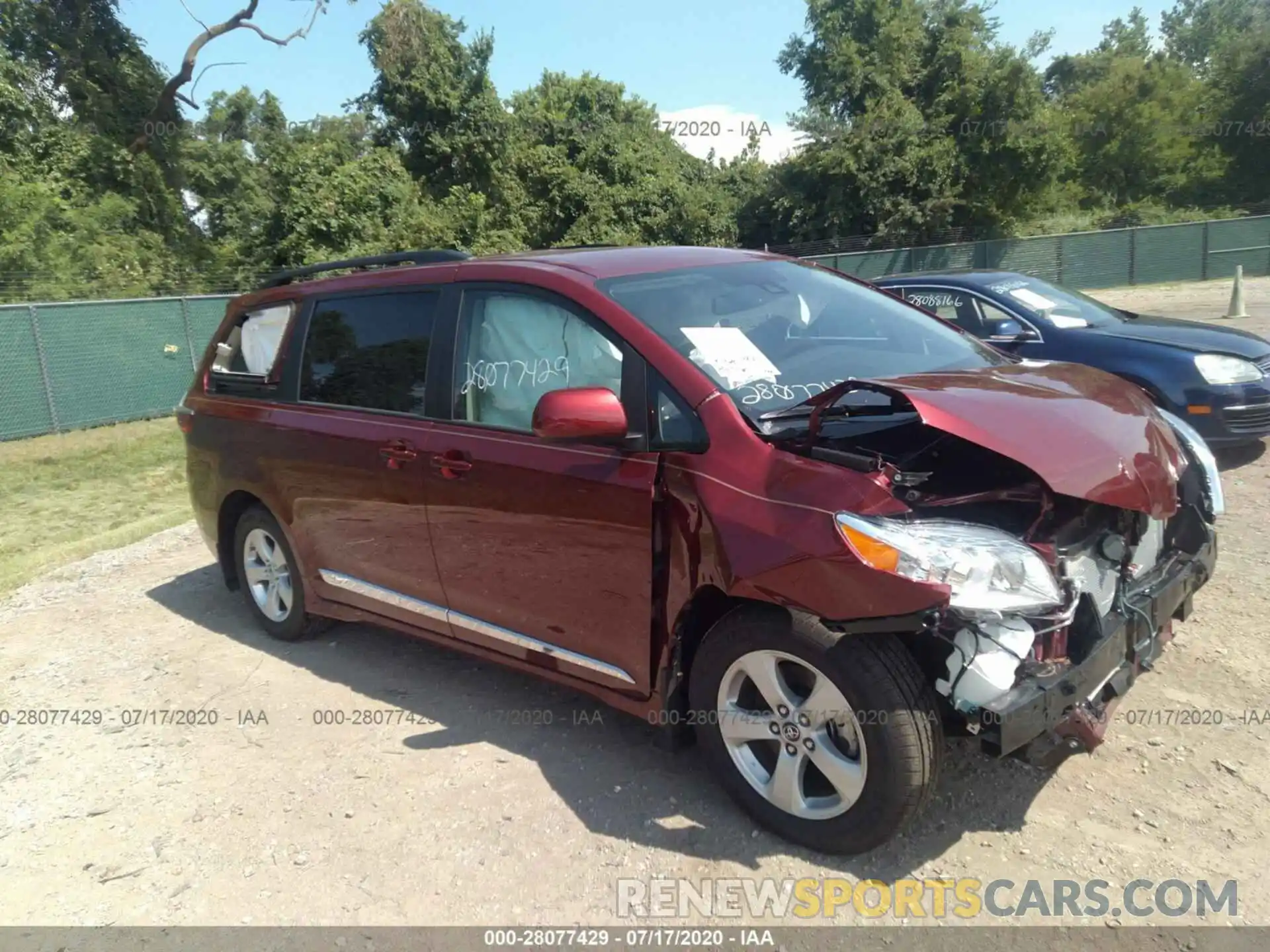 1 Photograph of a damaged car 5TDKZ3DC7LS043966 TOYOTA SIENNA 2020