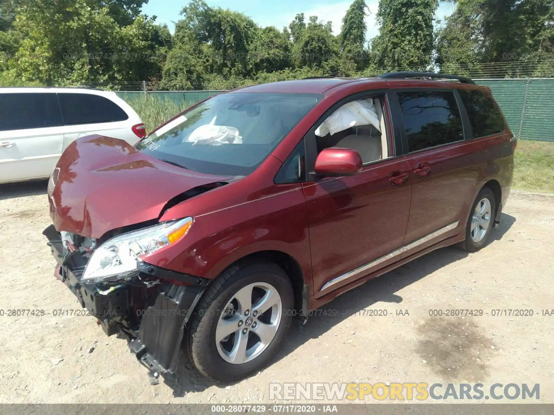 2 Photograph of a damaged car 5TDKZ3DC7LS043966 TOYOTA SIENNA 2020