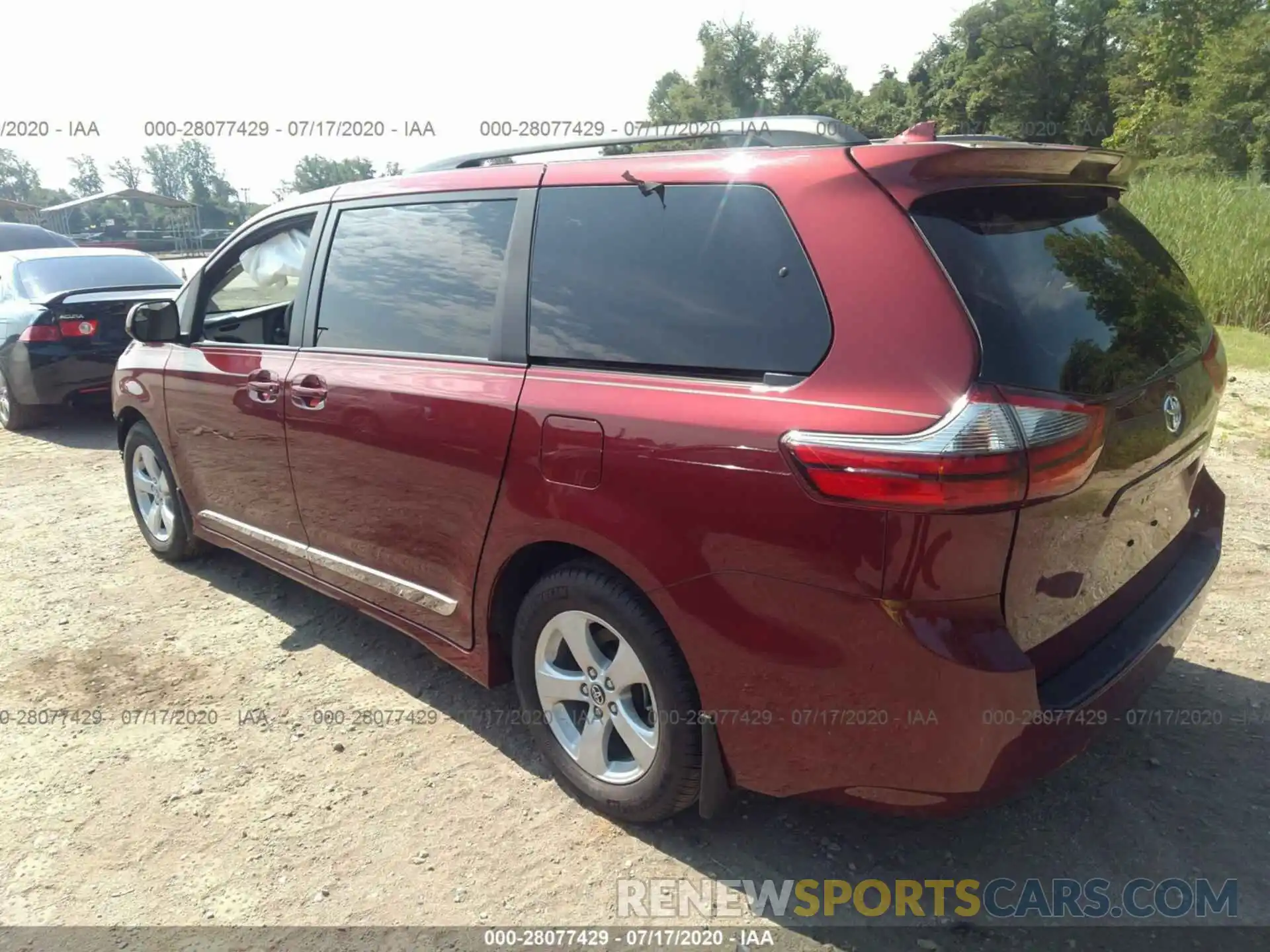 3 Photograph of a damaged car 5TDKZ3DC7LS043966 TOYOTA SIENNA 2020