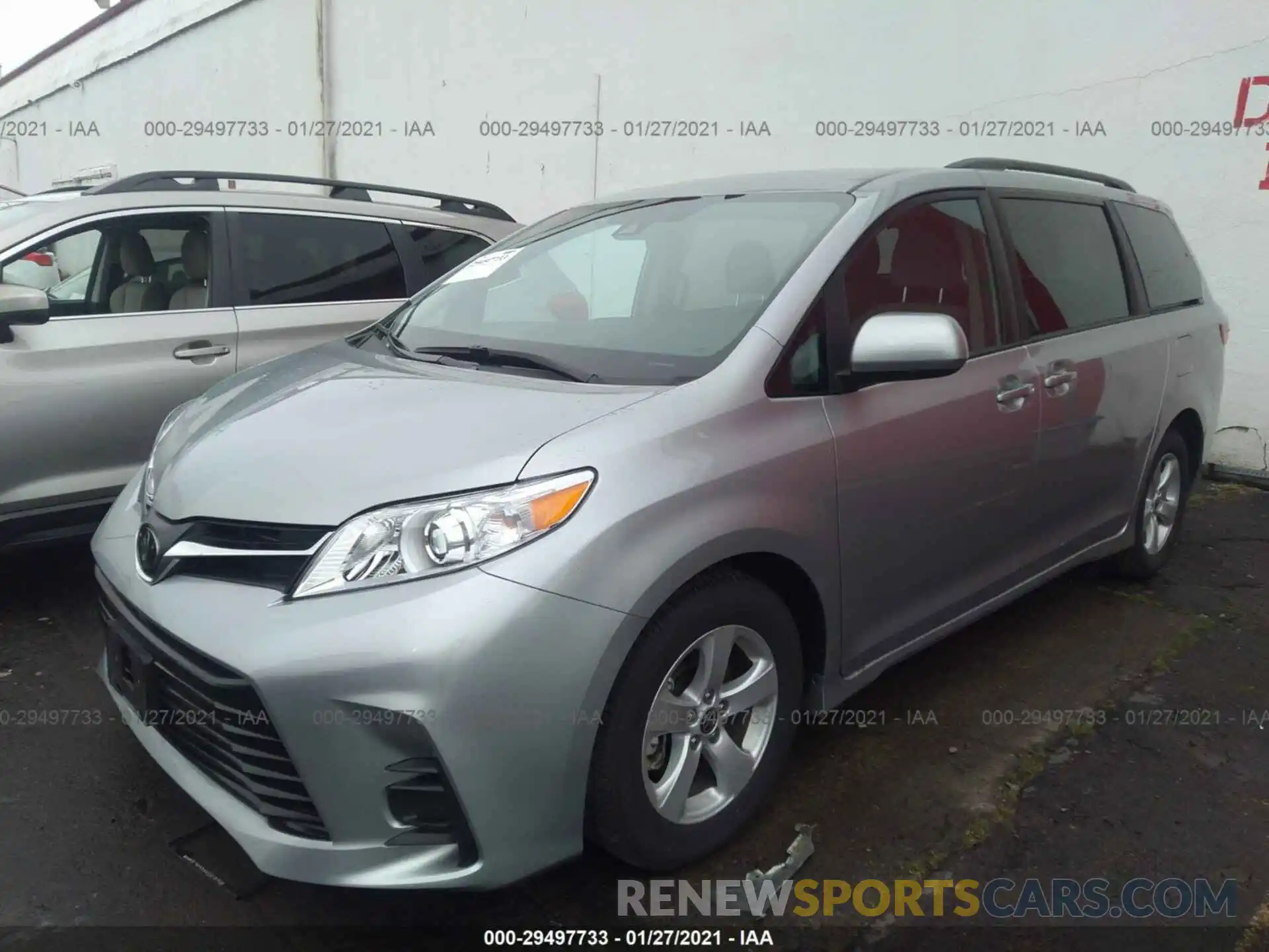 2 Photograph of a damaged car 5TDKZ3DC7LS073064 TOYOTA SIENNA 2020