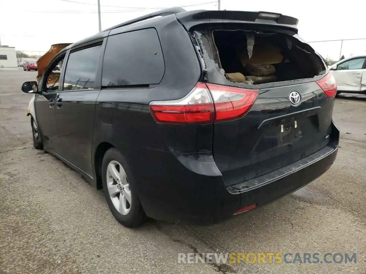 3 Photograph of a damaged car 5TDKZ3DC7LS076742 TOYOTA SIENNA 2020