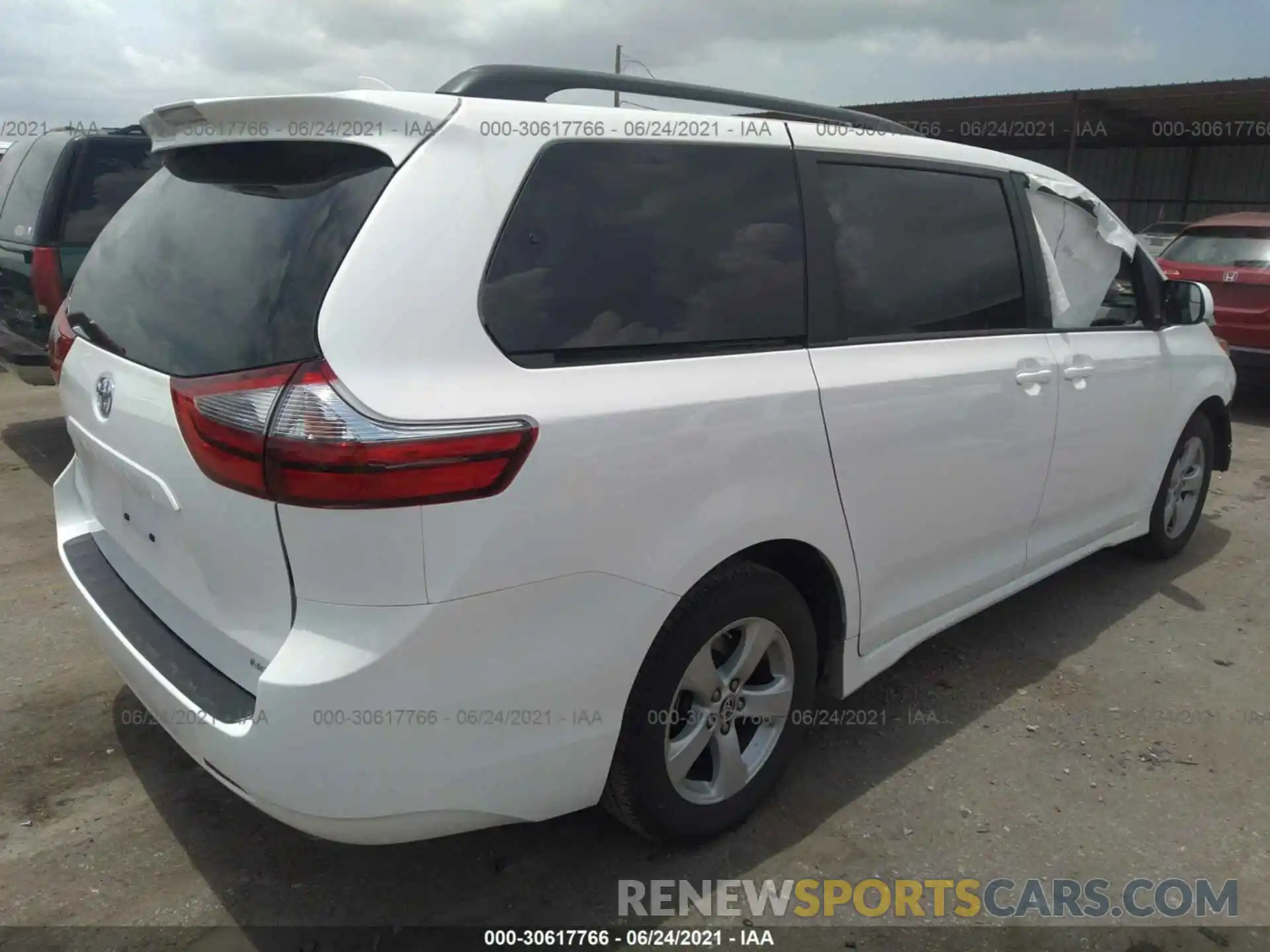 4 Фотография поврежденного автомобиля 5TDKZ3DC7LS081472 TOYOTA SIENNA 2020