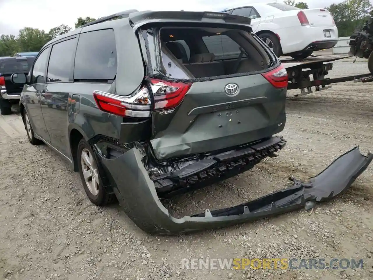 3 Photograph of a damaged car 5TDKZ3DC8LS026349 TOYOTA SIENNA 2020