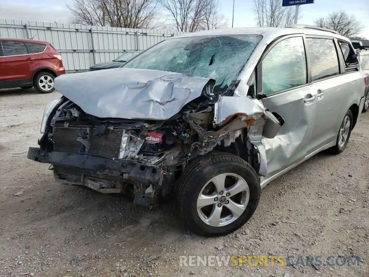 9 Photograph of a damaged car 5TDKZ3DC8LS044527 TOYOTA SIENNA 2020