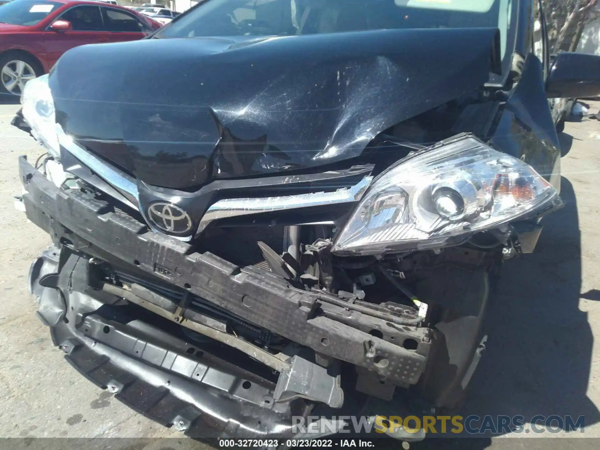 6 Photograph of a damaged car 5TDKZ3DC8LS048478 TOYOTA SIENNA 2020