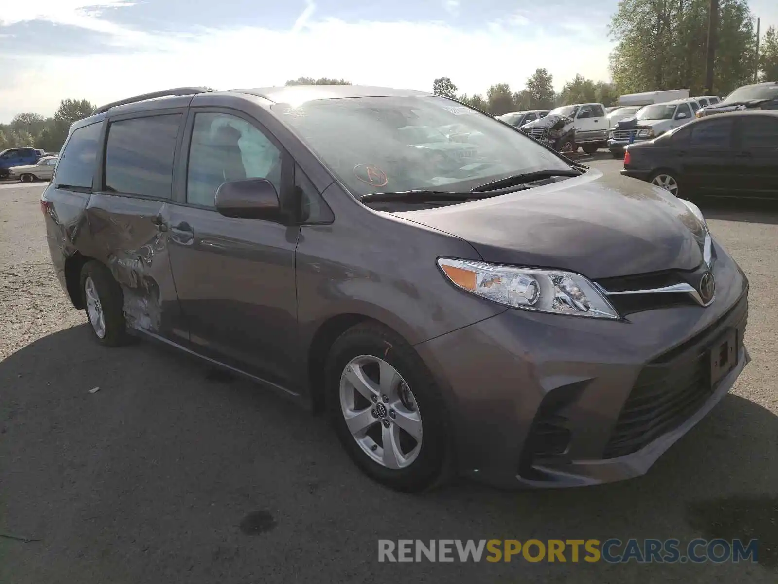 1 Photograph of a damaged car 5TDKZ3DC8LS056614 TOYOTA SIENNA 2020