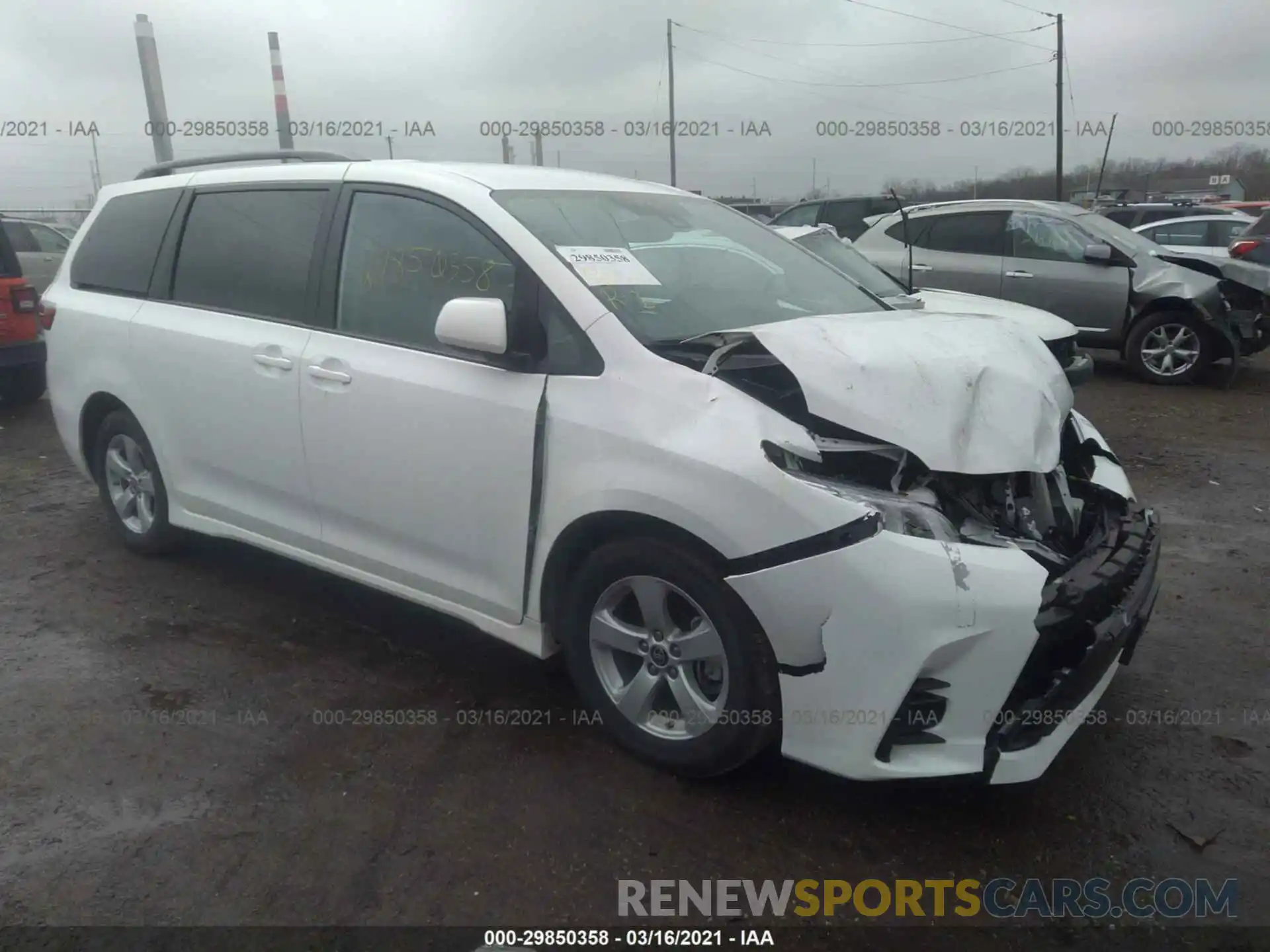 1 Photograph of a damaged car 5TDKZ3DC8LS058914 TOYOTA SIENNA 2020