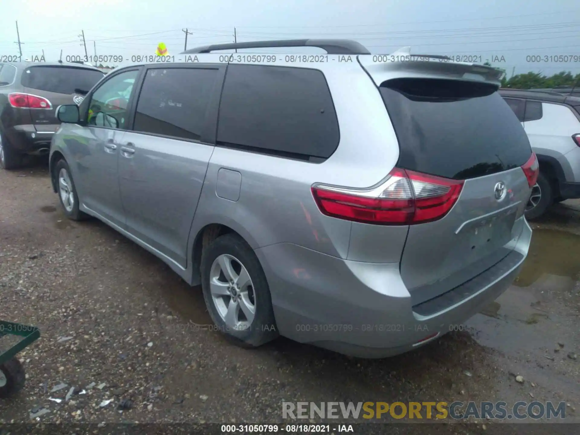 3 Фотография поврежденного автомобиля 5TDKZ3DC8LS063918 TOYOTA SIENNA 2020