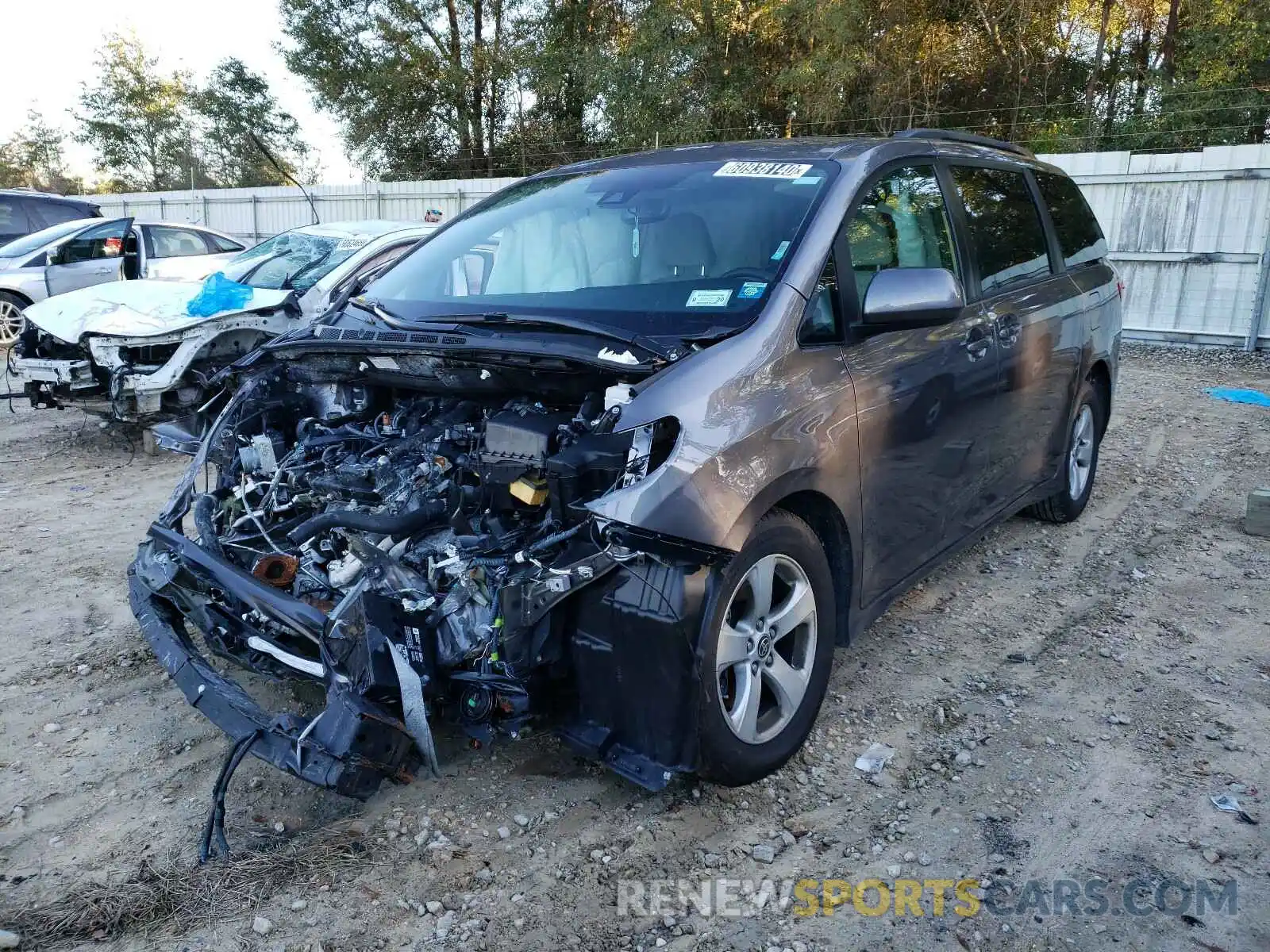 2 Photograph of a damaged car 5TDKZ3DC8LS067628 TOYOTA SIENNA 2020