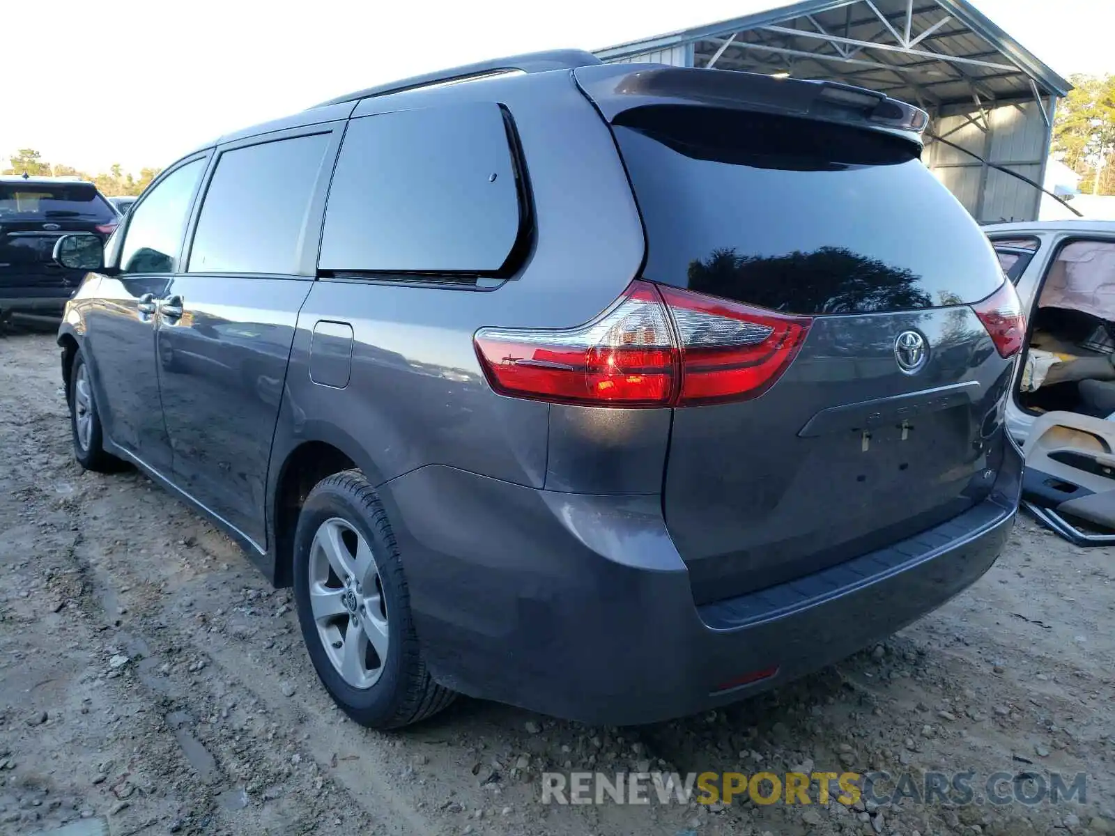 3 Фотография поврежденного автомобиля 5TDKZ3DC8LS067628 TOYOTA SIENNA 2020